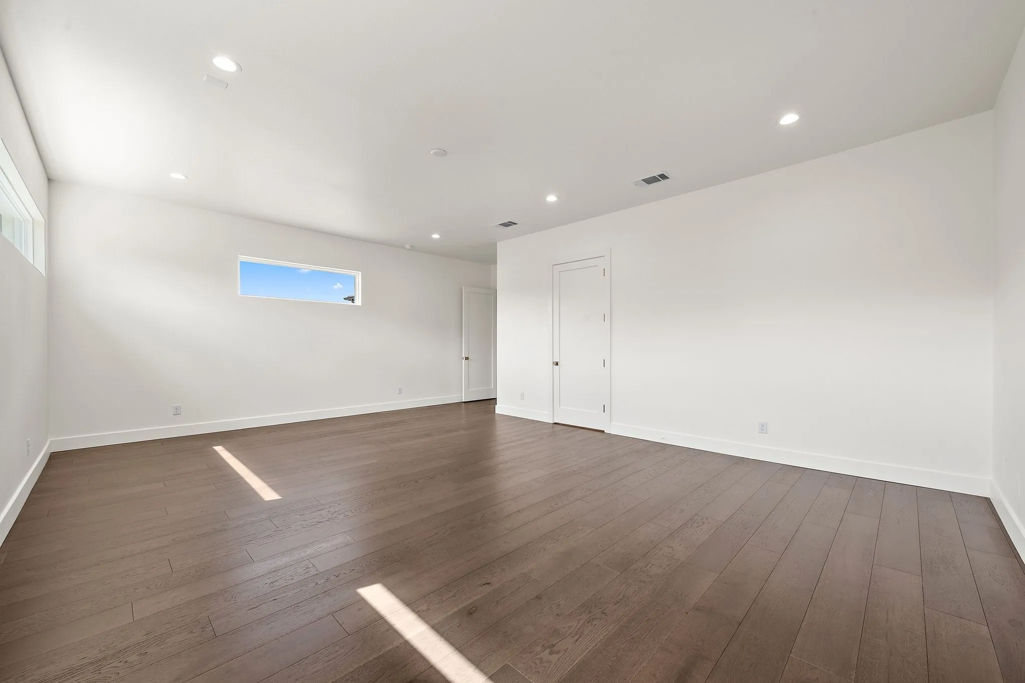 Single Family Residence For Sale in Dallas County , 503 Arrowhead Drive, Richardson, Texas 75080, 5 Bedroom, 4 Bathroom, 2 Garage spaces, 4,925 Sqft, built in 2026, mls#21385805, Real Estate Agent in Richardson, Homes For Sale in Dallas county, Homes For Sale in Richardson, Realtor in Richardson Texas, Real Estate Brokerage Independent Realty Texas, Luminita Cordes Realtor