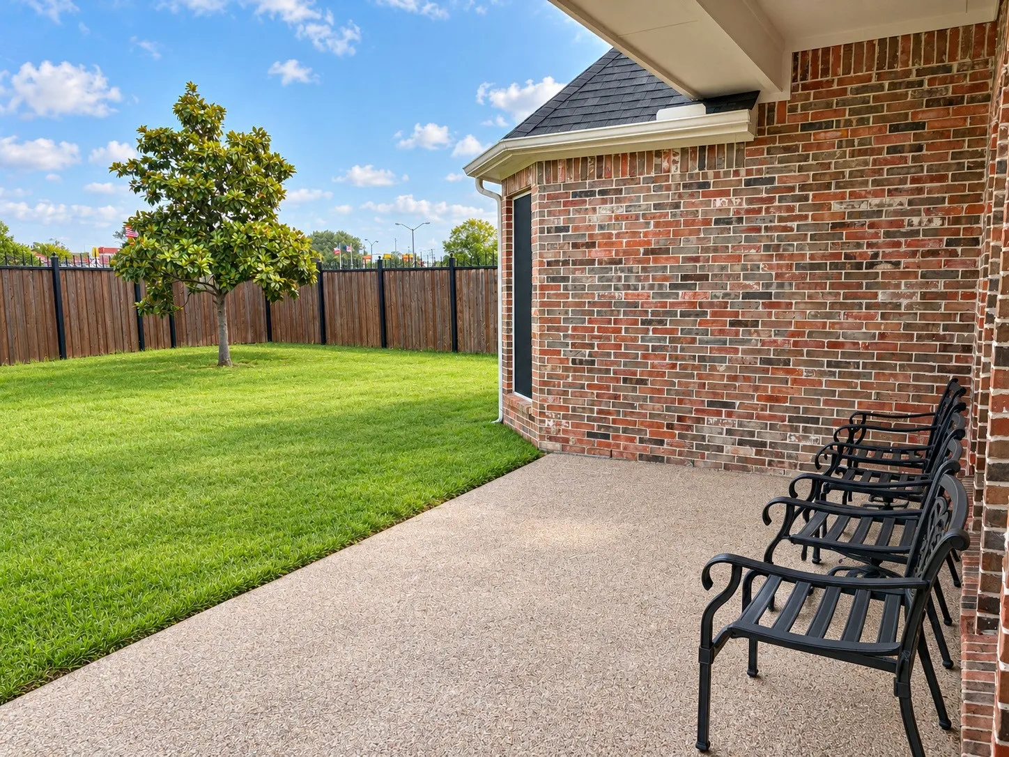 Single Family Residence For Rent in Dallas County , 902 Horseshoe Bend, Richardson, Texas 75081, 4 Bedroom, 3 Bathroom, 2 Garage spaces, 2,663 Sqft, built in 1998, mls#21388865, Real Estate Agent in Richardson, Homes For Rent in Dallas county, Homes For Rent in Richardson, Realtor in Richardson Texas, Real Estate Brokerage Independent Realty Texas, Luminita Cordes Realtor