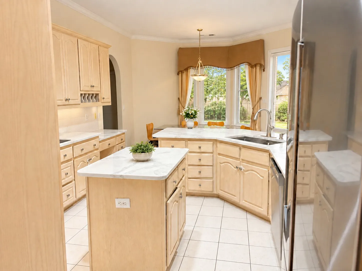Single Family Residence For Rent in Dallas County , 902 Horseshoe Bend, Richardson, Texas 75081, 4 Bedroom, 3 Bathroom, 2 Garage spaces, 2,663 Sqft, built in 1998, mls#21388865, Real Estate Agent in Richardson, Homes For Rent in Dallas county, Homes For Rent in Richardson, Realtor in Richardson Texas, Real Estate Brokerage Independent Realty Texas, Luminita Cordes Realtor