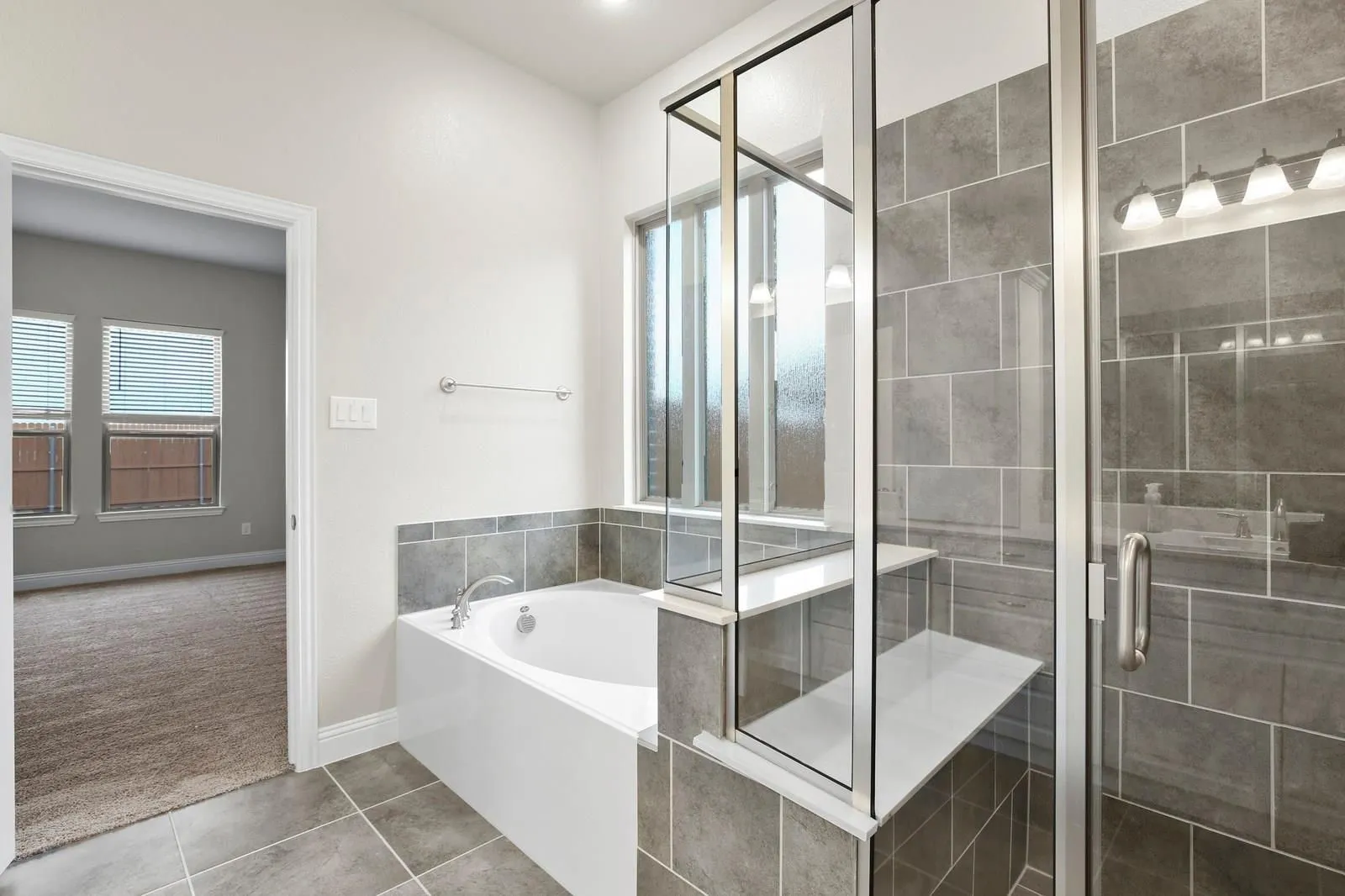 Single Family Residence For Rent in Denton County , 1316 Hudson Lane, Prosper, Texas 75078, 4 Bedroom, 3 Bathroom, 3 Garage spaces, 2,582 Sqft, built in 2018, mls#21389935, Real Estate Agent in Prosper, Homes For Rent in Denton county, Homes For Rent in Prosper, Realtor in Prosper Texas, Real Estate Brokerage Independent Realty Texas, Luminita Cordes Realtor