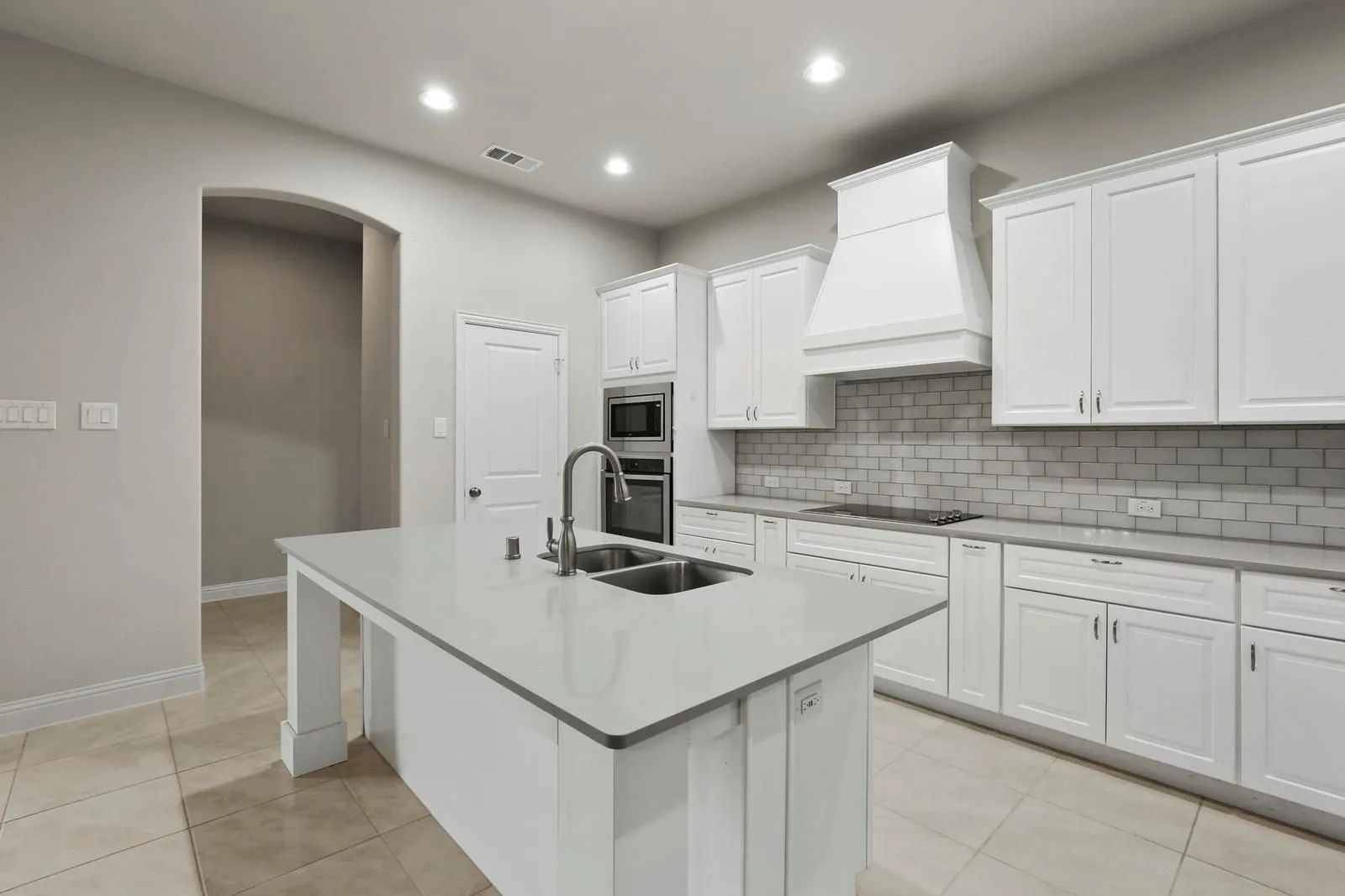 Single Family Residence For Rent in Denton County , 1316 Hudson Lane, Prosper, Texas 75078, 4 Bedroom, 3 Bathroom, 3 Garage spaces, 2,582 Sqft, built in 2018, mls#21389935, Real Estate Agent in Prosper, Homes For Rent in Denton county, Homes For Rent in Prosper, Realtor in Prosper Texas, Real Estate Brokerage Independent Realty Texas, Luminita Cordes Realtor