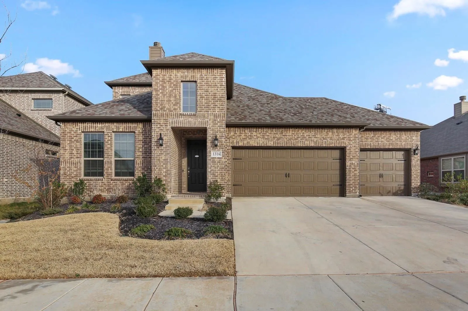Single Family Residence For Rent in Denton County , 1316 Hudson Lane, Prosper, Texas 75078, 4 Bedroom, 3 Bathroom, 3 Garage spaces, 2,582 Sqft, built in 2018, mls#21389935, Real Estate Agent in Prosper, Homes For Rent in Denton county, Homes For Rent in Prosper, Realtor in Prosper Texas, Real Estate Brokerage Independent Realty Texas, Luminita Cordes Realtor