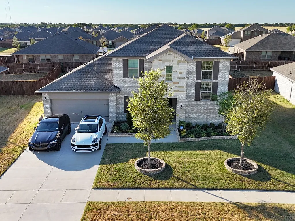 Single Family Residence For Sale in Dallas County , 1221 Boulder Drive, Cedar Hill, Texas 75104, 4 Bedroom, 3 Bathroom, 2 Garage spaces, 3,021 Sqft, built in 2023, mls#21389861, Real Estate Agent in Cedar Hill, Homes For Sale in Dallas county, Homes For Sale in Cedar Hill, Realtor in Cedar Hill Texas, Real Estate Brokerage Independent Realty Texas, Luminita Cordes Realtor