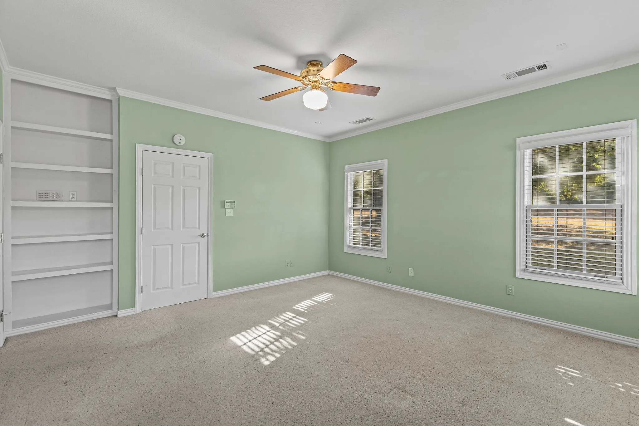 Single Family Residence For Sale in Wise County , 872 County Road 1670, Alvord, Texas 76225, 4 Bedroom, 3 Bathroom, 3 Garage spaces, 3,698 Sqft, built in 1998, mls#21388379, Real Estate Agent in Alvord, Homes For Sale in Wise county, Homes For Sale in Alvord, Realtor in Alvord Texas, Real Estate Brokerage Independent Realty Texas, Luminita Cordes Realtor