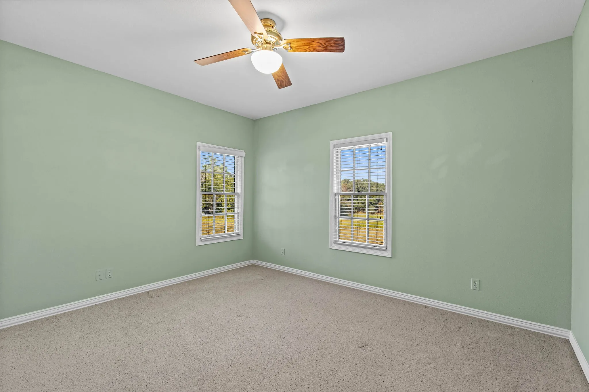 Single Family Residence For Sale in Wise County , 872 County Road 1670, Alvord, Texas 76225, 4 Bedroom, 3 Bathroom, 3 Garage spaces, 3,698 Sqft, built in 1998, mls#21388379, Real Estate Agent in Alvord, Homes For Sale in Wise county, Homes For Sale in Alvord, Realtor in Alvord Texas, Real Estate Brokerage Independent Realty Texas, Luminita Cordes Realtor