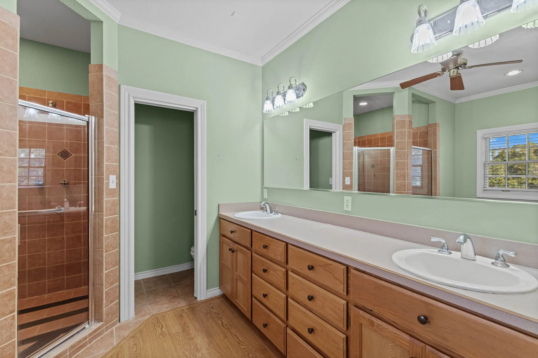 Single Family Residence For Sale in Wise County , 872 County Road 1670, Alvord, Texas 76225, 4 Bedroom, 3 Bathroom, 3 Garage spaces, 3,698 Sqft, built in 1998, mls#21388379, Real Estate Agent in Alvord, Homes For Sale in Wise county, Homes For Sale in Alvord, Realtor in Alvord Texas, Real Estate Brokerage Independent Realty Texas, Luminita Cordes Realtor