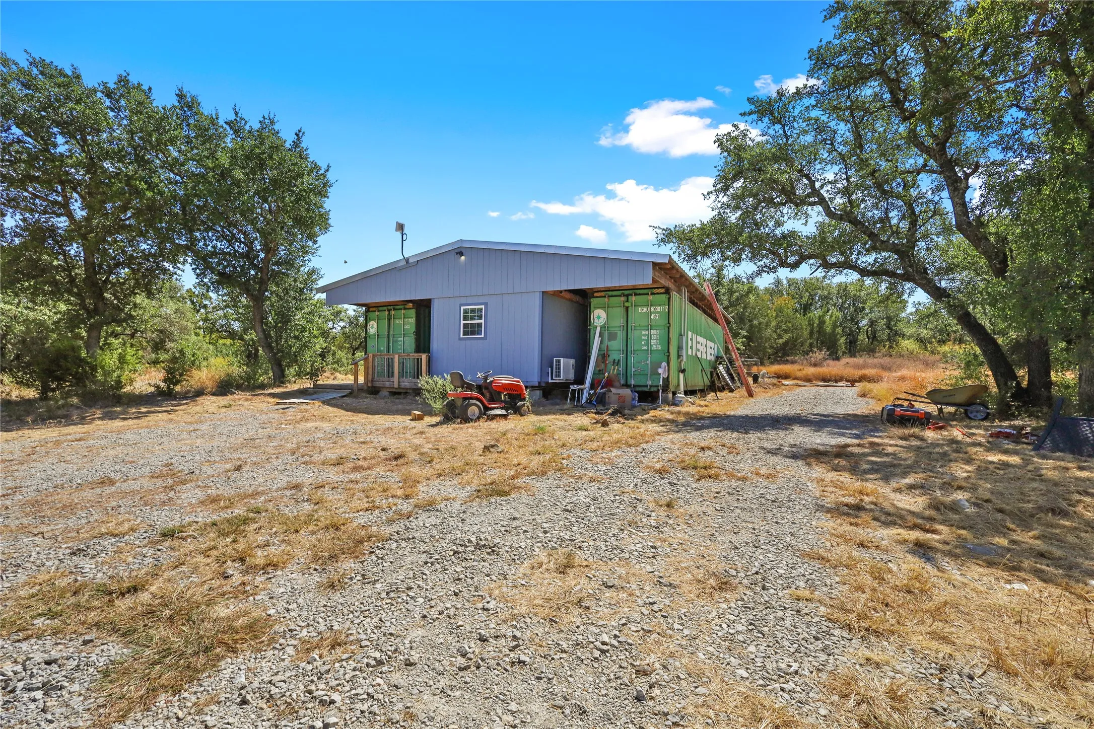 Farm For Sale in Brown County , 3575 Buck View Road, Brownwood, Texas 76801, 1 Bedroom, 2 Bathroom, Garage spaces, 928 Sqft, built in 2021, mls#21386474, Real Estate Agent in Brownwood, Homes For Sale in Brown county, Homes For Sale in Brownwood, Realtor in Brownwood Texas, Real Estate Brokerage Independent Realty Texas, Luminita Cordes Realtor