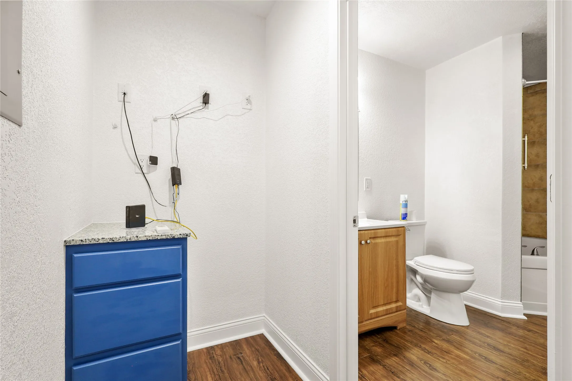 Farm For Sale in Brown County , 3575 Buck View Road, Brownwood, Texas 76801, 1 Bedroom, 2 Bathroom, Garage spaces, 928 Sqft, built in 2021, mls#21386474, Real Estate Agent in Brownwood, Homes For Sale in Brown county, Homes For Sale in Brownwood, Realtor in Brownwood Texas, Real Estate Brokerage Independent Realty Texas, Luminita Cordes Realtor