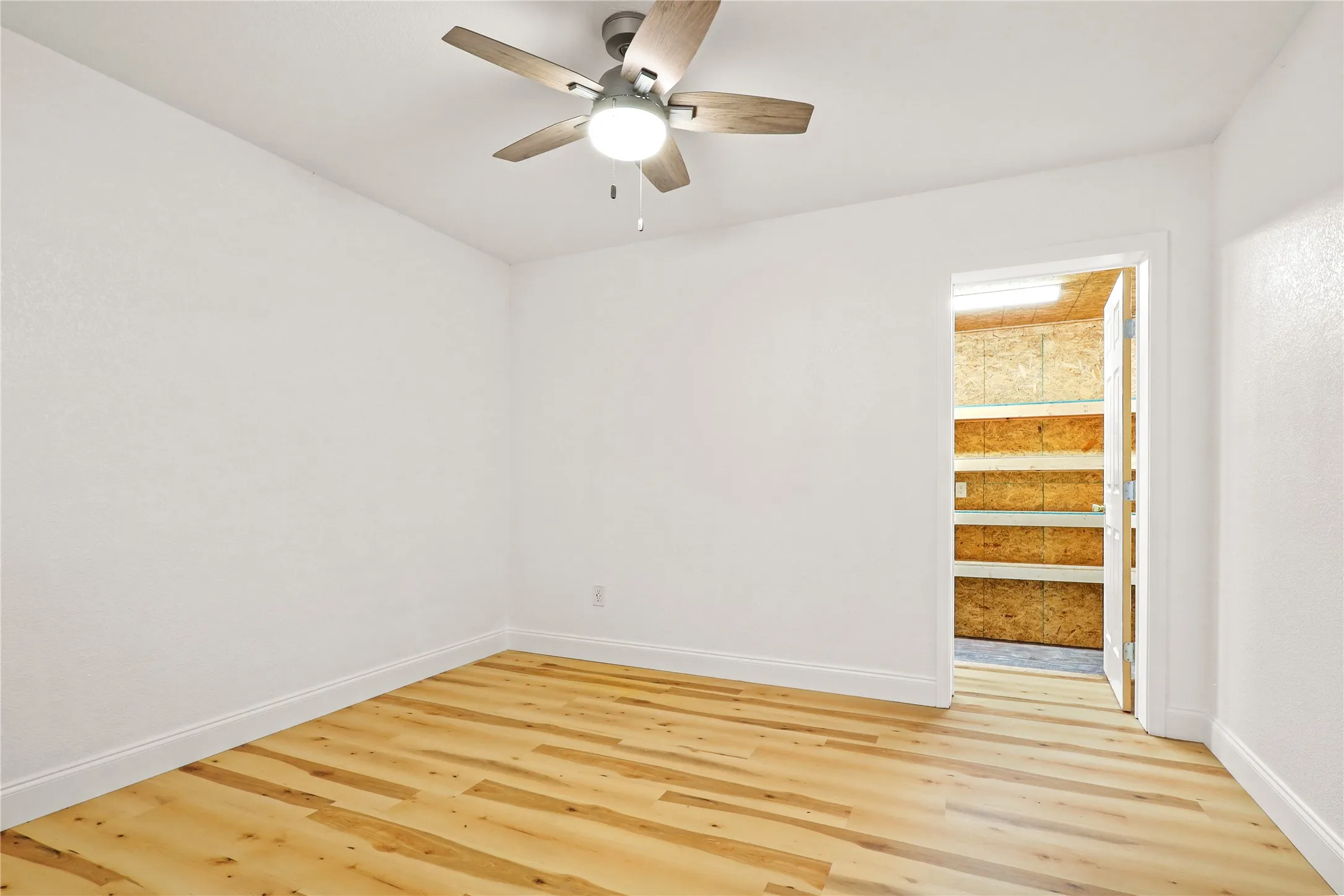 Farm For Sale in Brown County , 3575 Buck View Road, Brownwood, Texas 76801, 1 Bedroom, 2 Bathroom, Garage spaces, 928 Sqft, built in 2021, mls#21386474, Real Estate Agent in Brownwood, Homes For Sale in Brown county, Homes For Sale in Brownwood, Realtor in Brownwood Texas, Real Estate Brokerage Independent Realty Texas, Luminita Cordes Realtor