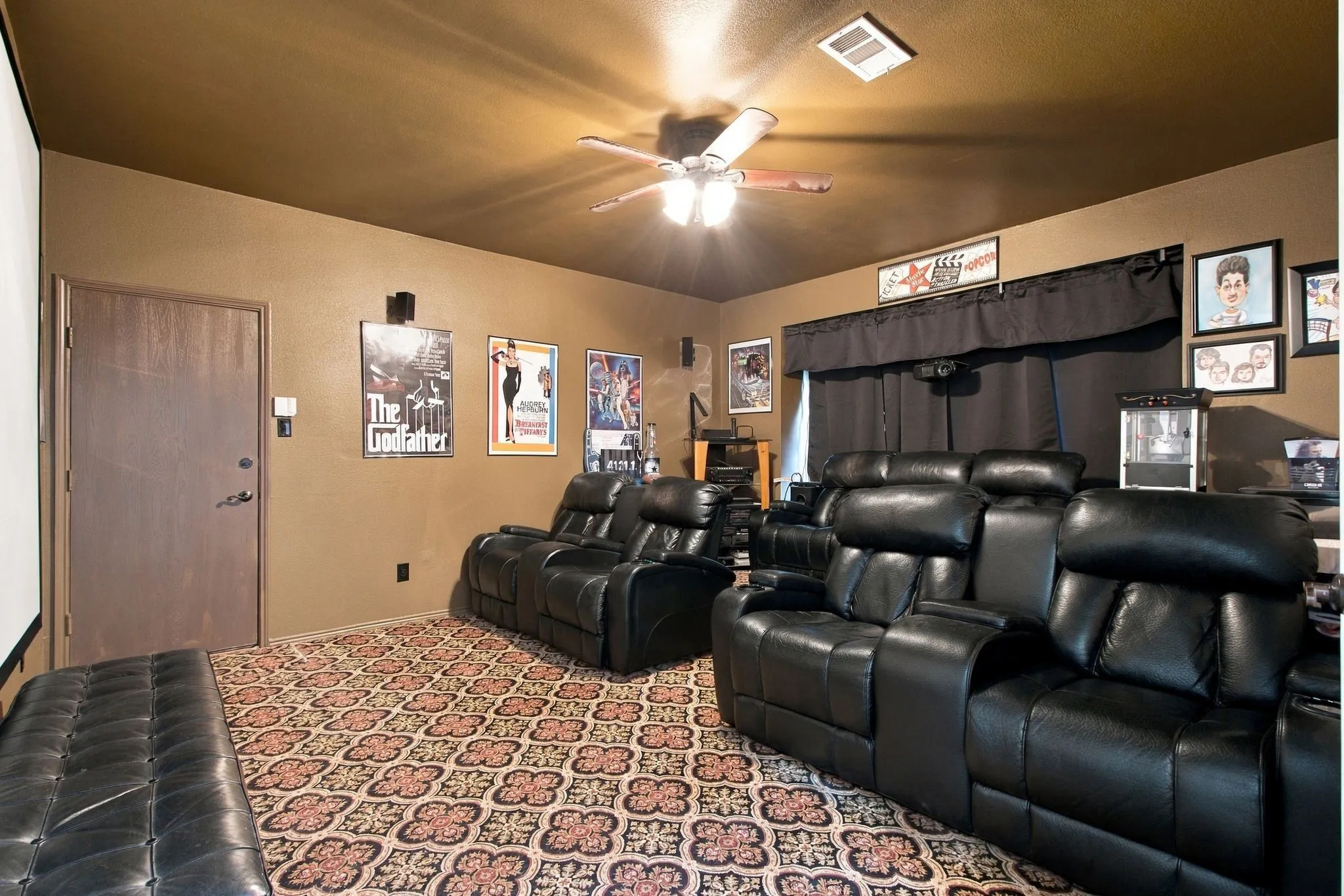 Single Family Residence For Sale in Collin County , 7536 Kathryn Drive, Frisco, Texas 75035, 5 Bedroom, 3 Bathroom, 2 Garage spaces, 3,238 Sqft, built in 2002, mls#21389890, Real Estate Agent in Frisco, Homes For Sale in Collin county, Homes For Sale in Frisco, Realtor in Frisco Texas, Real Estate Brokerage Independent Realty Texas, Luminita Cordes Realtor