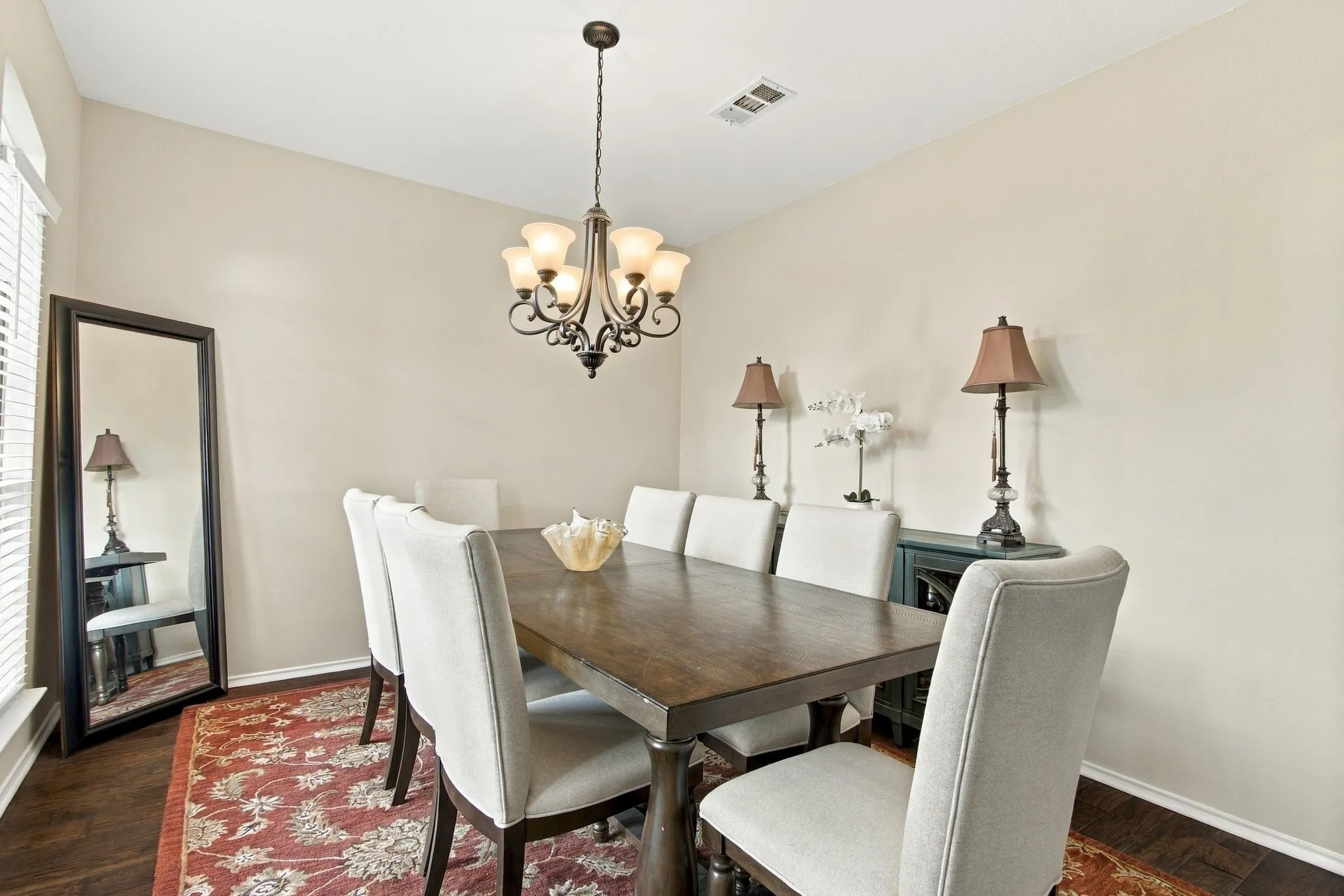 Single Family Residence For Sale in Collin County , 7536 Kathryn Drive, Frisco, Texas 75035, 5 Bedroom, 3 Bathroom, 2 Garage spaces, 3,238 Sqft, built in 2002, mls#21389890, Real Estate Agent in Frisco, Homes For Sale in Collin county, Homes For Sale in Frisco, Realtor in Frisco Texas, Real Estate Brokerage Independent Realty Texas, Luminita Cordes Realtor