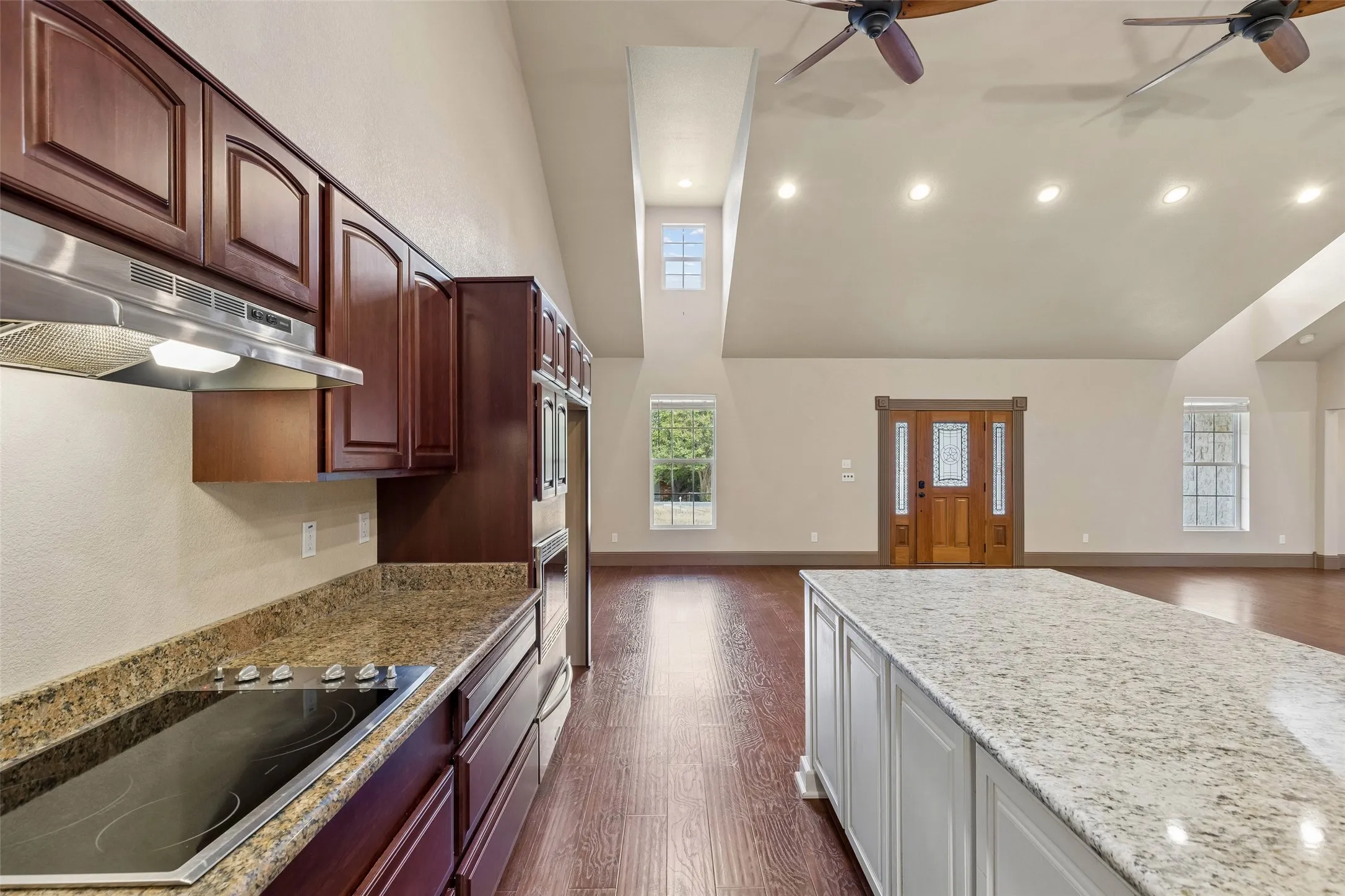 Single Family Residence For Sale in Dallas County , 1925 Wildwood Drive, Grand Prairie, Texas 75050, 3 Bedroom, 2 Bathroom, 2 Garage spaces, 2,484 Sqft, built in 2015, mls#21385962, Real Estate Agent in Grand Prairie, Homes For Sale in Dallas county, Homes For Sale in Grand Prairie, Realtor in Grand Prairie Texas, Real Estate Brokerage Independent Realty Texas, Luminita Cordes Realtor