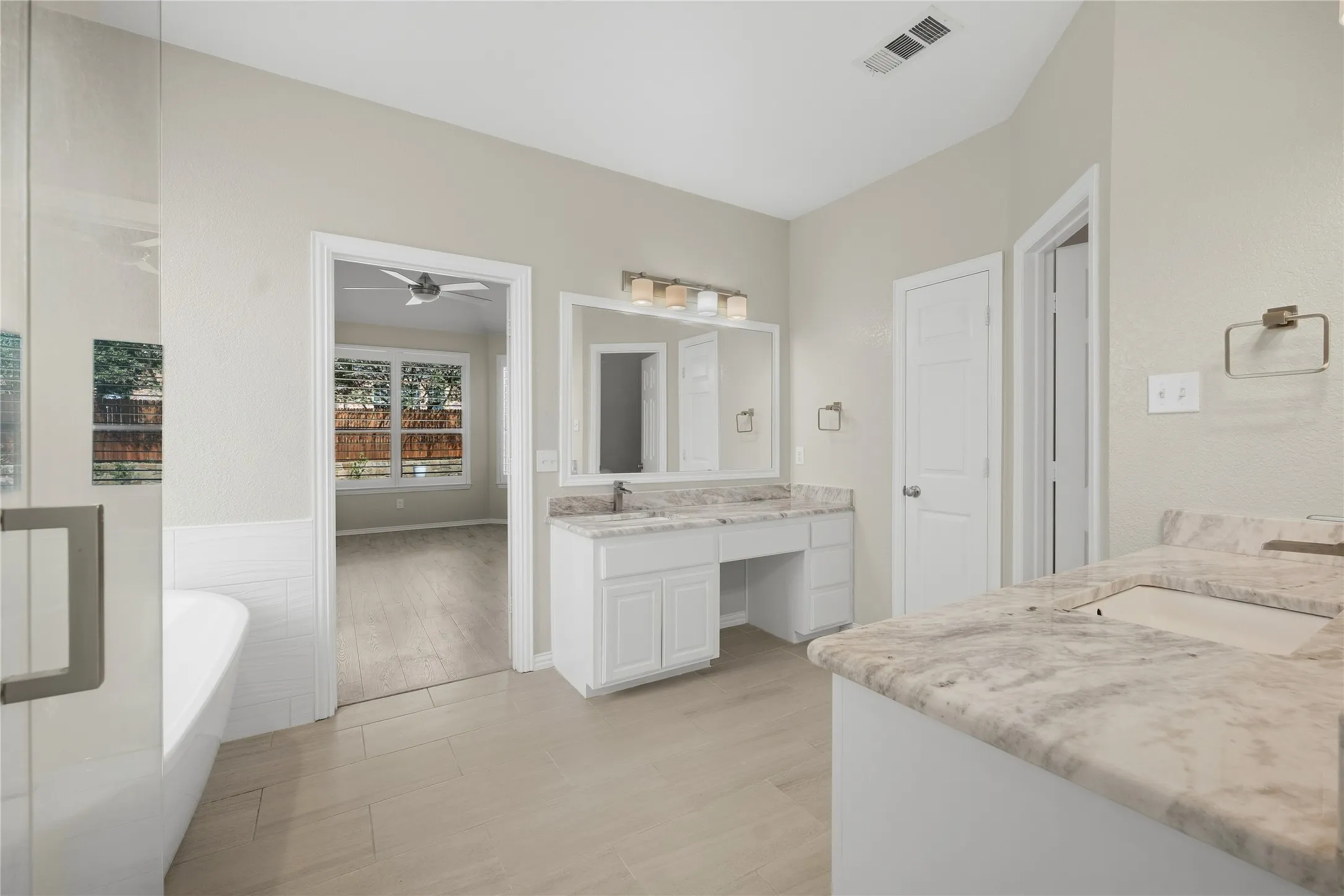 Single Family Residence For Sale in Tarrant County , 1209 Mesa Trail, Keller, Texas 76248, 5 Bedroom, 4 Bathroom, 2 Garage spaces, 3,622 Sqft, built in 2002, mls#21388499, Real Estate Agent in Keller, Homes For Sale in Tarrant county, Homes For Sale in Keller, Realtor in Keller Texas, Real Estate Brokerage Independent Realty Texas, Luminita Cordes Realtor