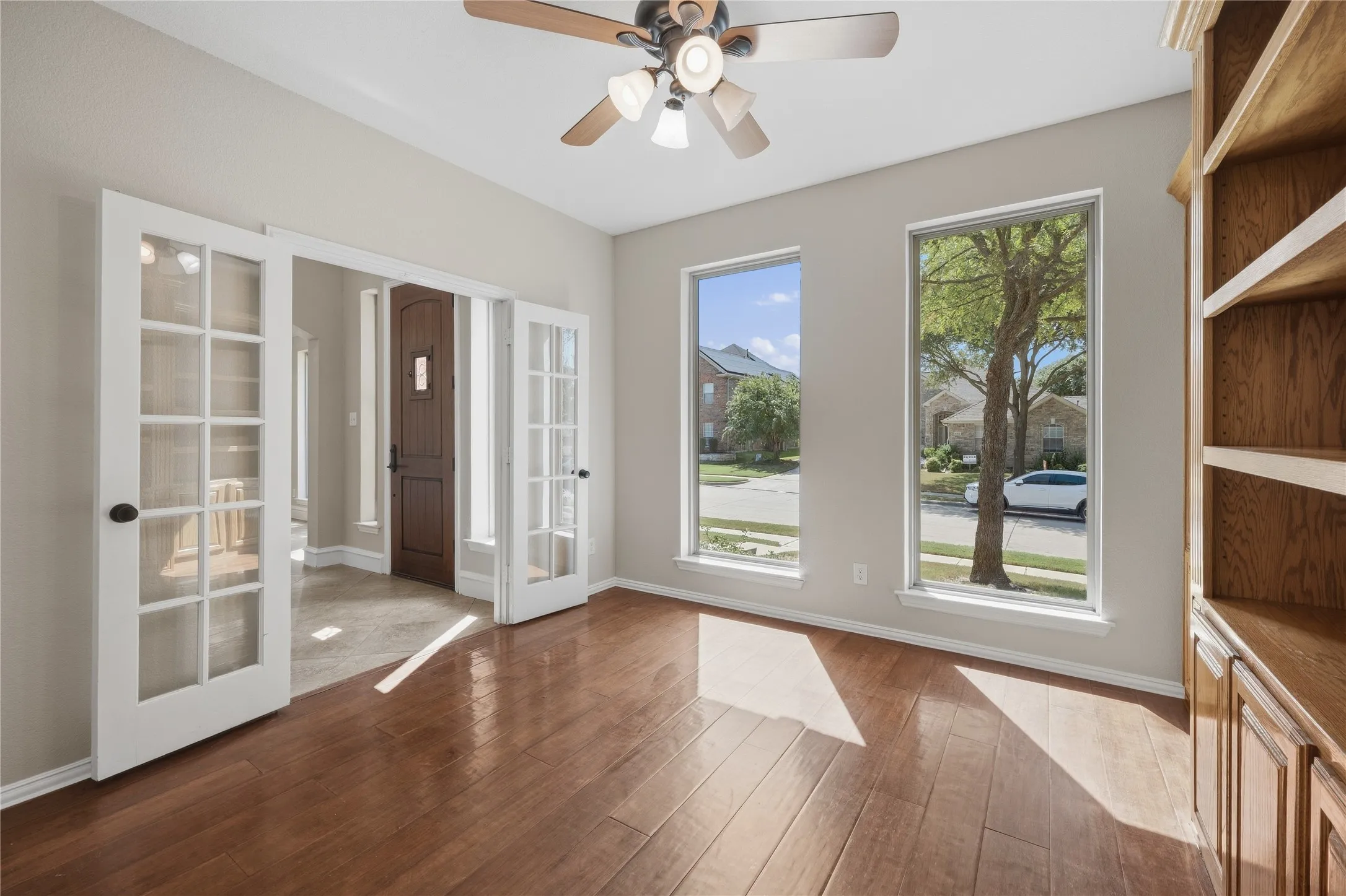 Single Family Residence For Sale in Tarrant County , 1209 Mesa Trail, Keller, Texas 76248, 5 Bedroom, 4 Bathroom, 2 Garage spaces, 3,622 Sqft, built in 2002, mls#21388499, Real Estate Agent in Keller, Homes For Sale in Tarrant county, Homes For Sale in Keller, Realtor in Keller Texas, Real Estate Brokerage Independent Realty Texas, Luminita Cordes Realtor
