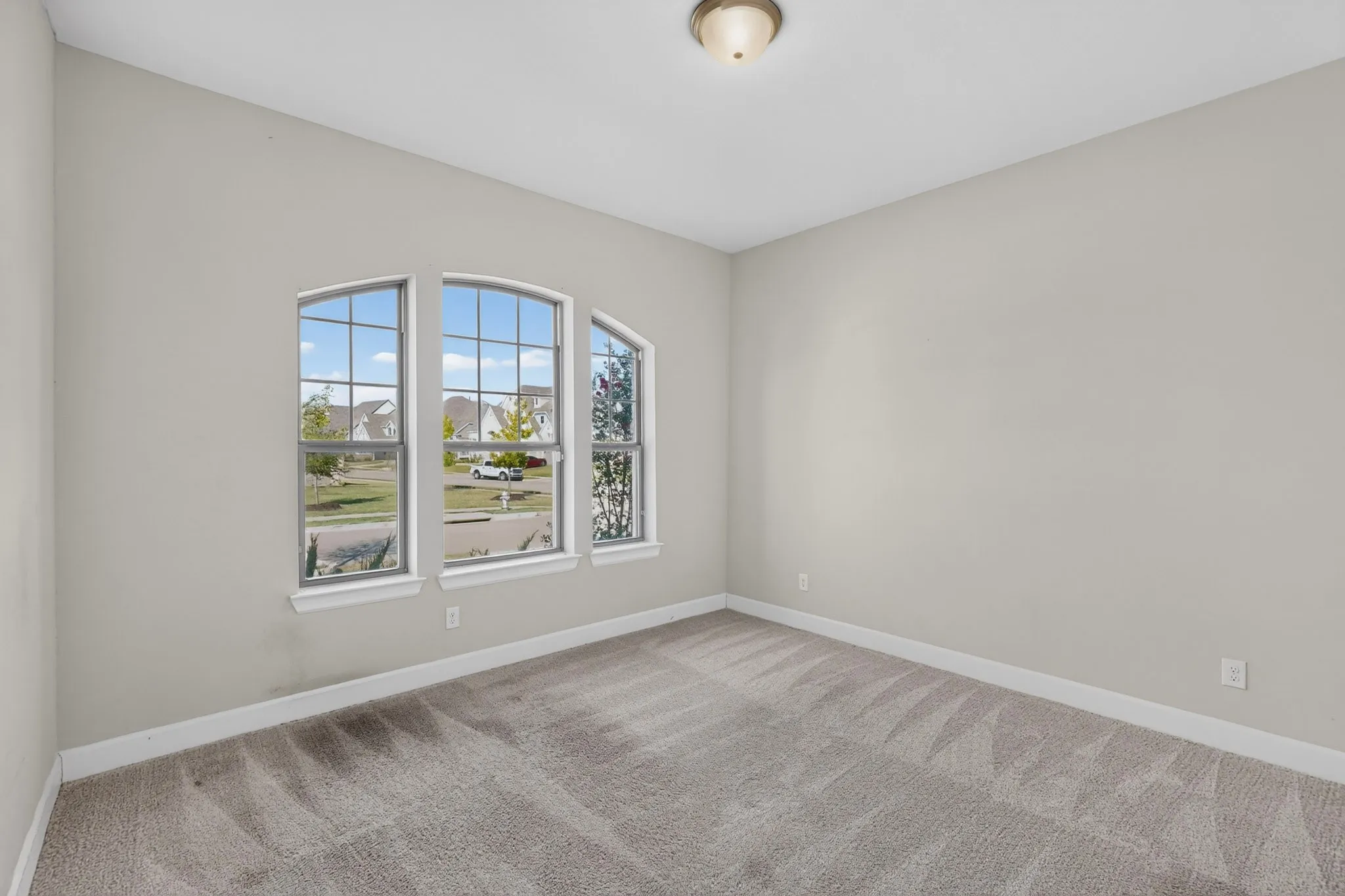 Single Family Residence For Sale in Johnson County , 1600 Trellis Drive, Mansfield, Texas 76063, 4 Bedroom, 3 Bathroom, 2 Garage spaces, 3,227 Sqft, built in 2022, mls#21376912, Real Estate Agent in Mansfield, Homes For Sale in Johnson county, Homes For Sale in Mansfield, Realtor in Mansfield Texas, Real Estate Brokerage Independent Realty Texas, Luminita Cordes Realtor