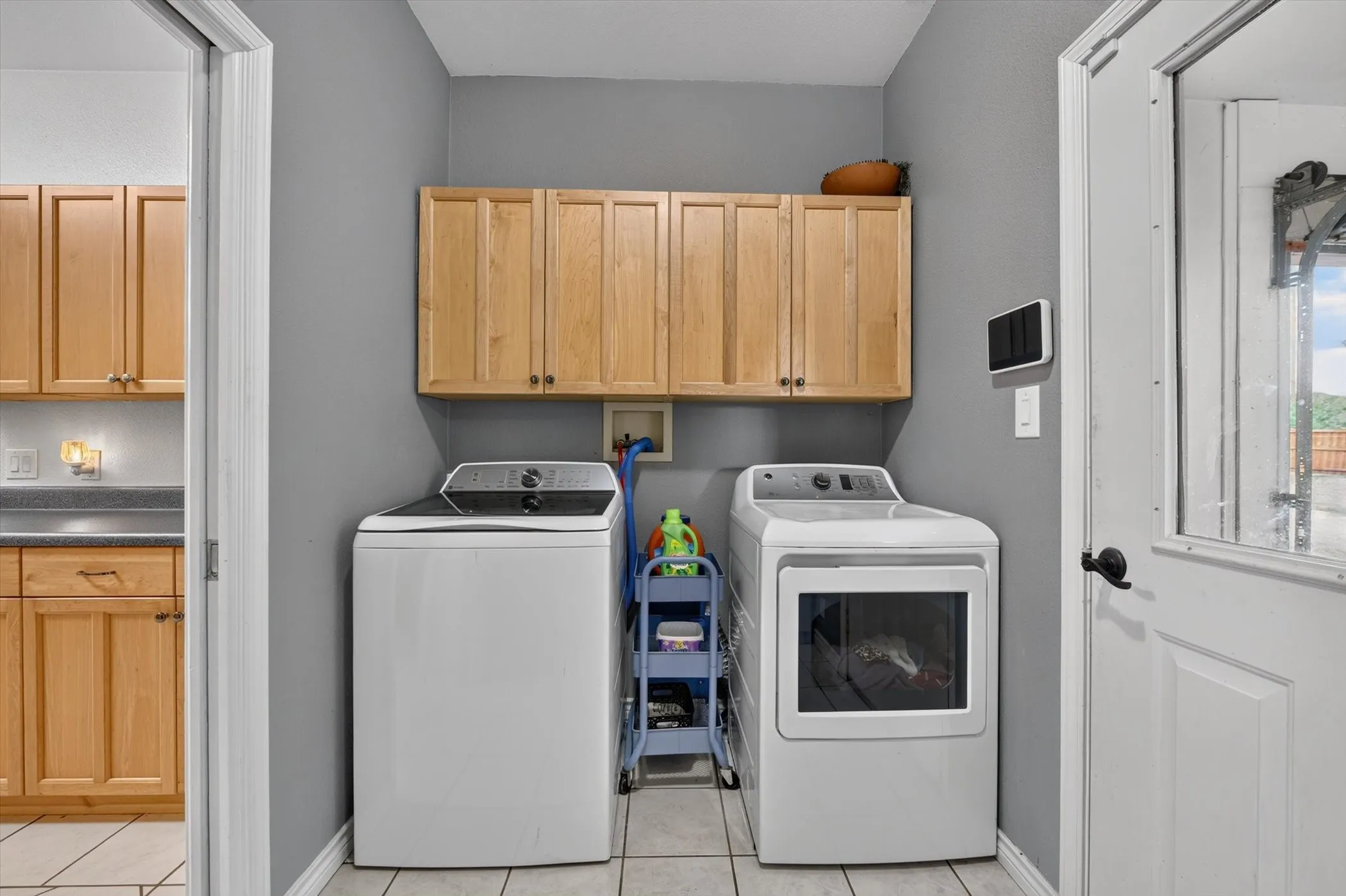 Single Family Residence For Sale in Denton County , 1958 Crockett Street, Sanger, Texas 76266, 3 Bedroom, 2 Bathroom, 4 Garage spaces, 1,816 Sqft, built in 1998, mls#21389929, Real Estate Agent in Sanger, Homes For Sale in Denton county, Homes For Sale in Sanger, Realtor in Sanger Texas, Real Estate Brokerage Independent Realty Texas, Luminita Cordes Realtor