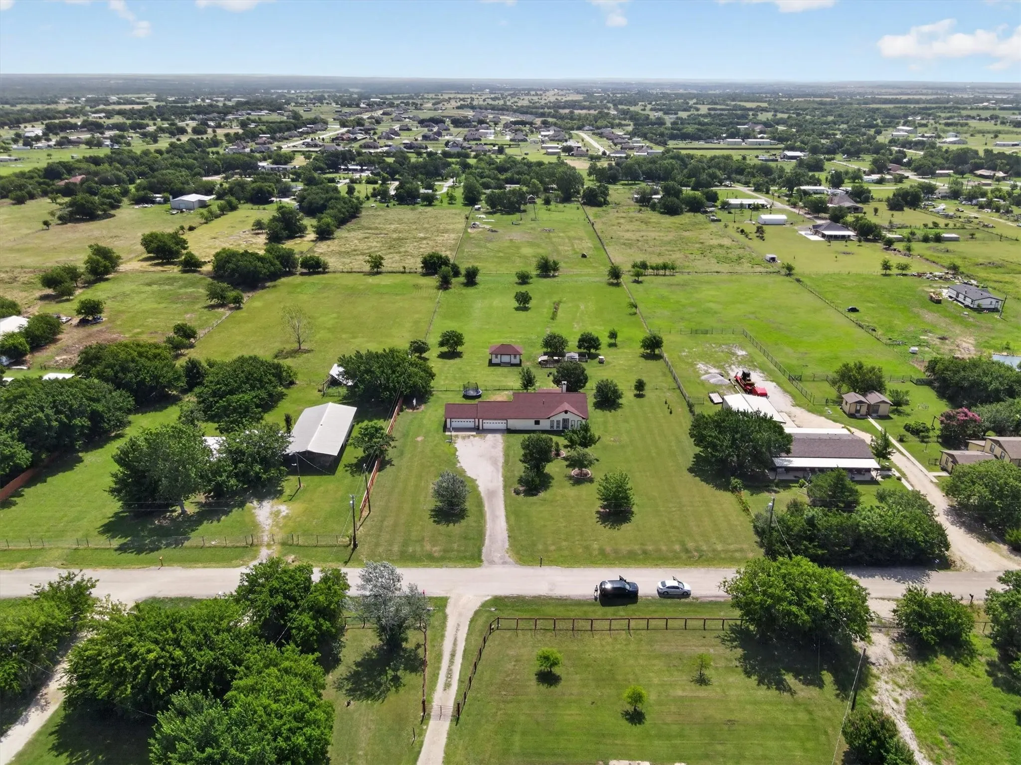 Single Family Residence For Sale in Denton County , 1958 Crockett Street, Sanger, Texas 76266, 3 Bedroom, 2 Bathroom, 4 Garage spaces, 1,816 Sqft, built in 1998, mls#21389929, Real Estate Agent in Sanger, Homes For Sale in Denton county, Homes For Sale in Sanger, Realtor in Sanger Texas, Real Estate Brokerage Independent Realty Texas, Luminita Cordes Realtor