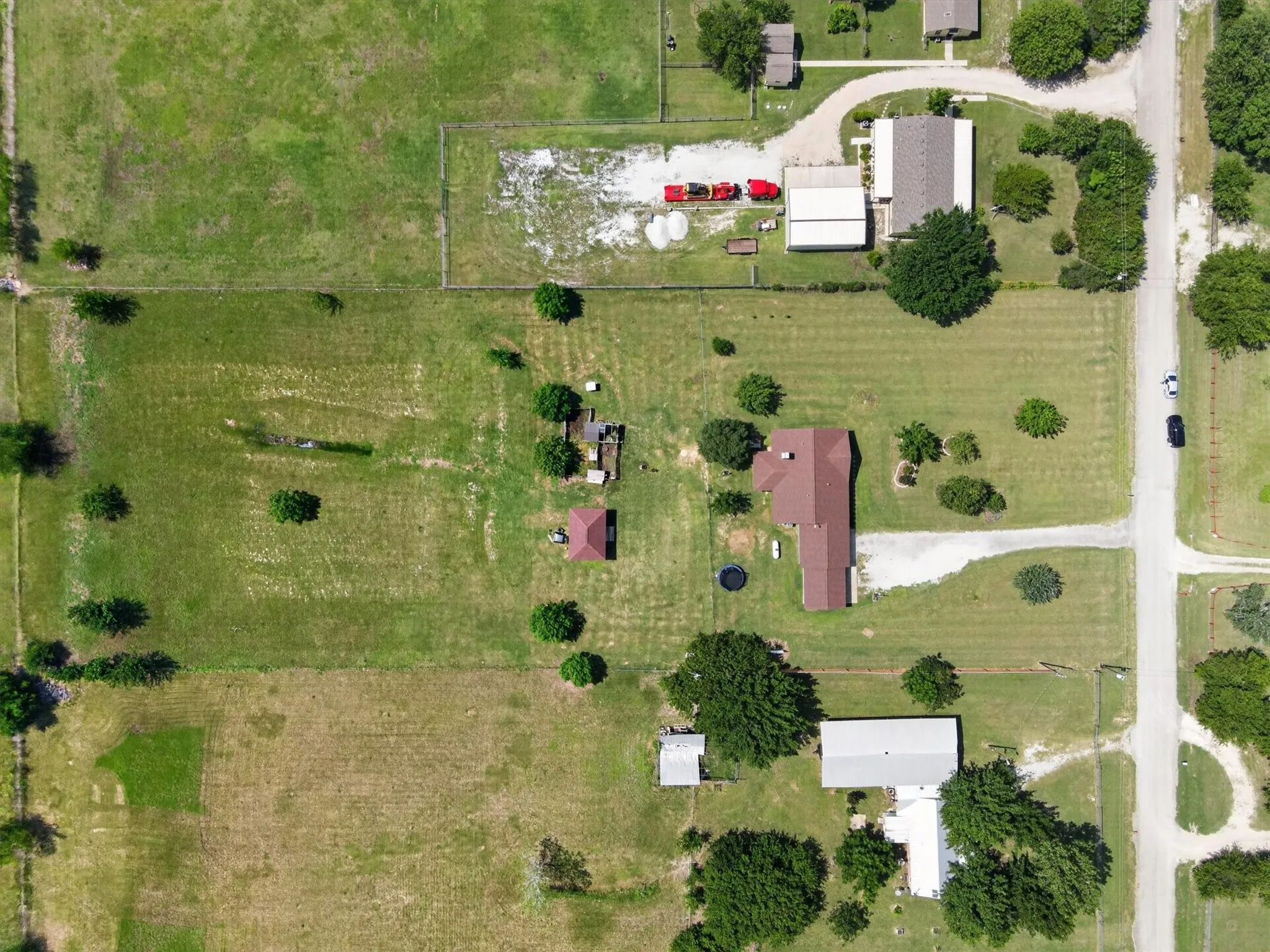 Single Family Residence For Sale in Denton County , 1958 Crockett Street, Sanger, Texas 76266, 3 Bedroom, 2 Bathroom, 4 Garage spaces, 1,816 Sqft, built in 1998, mls#21389929, Real Estate Agent in Sanger, Homes For Sale in Denton county, Homes For Sale in Sanger, Realtor in Sanger Texas, Real Estate Brokerage Independent Realty Texas, Luminita Cordes Realtor