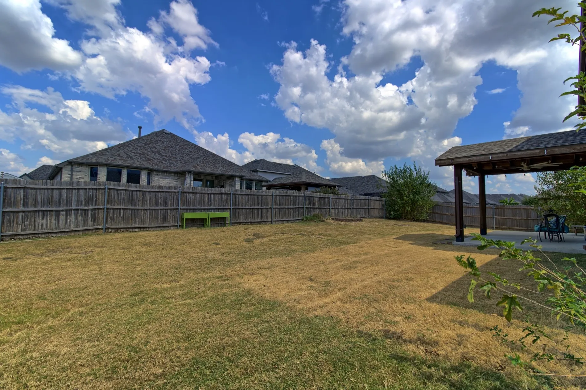 Single Family Residence For Sale in Kaufman County , 1952 Knoxbridge Road, Forney, Texas 75126, 5 Bedroom, 4 Bathroom, 2 Garage spaces, 3,736 Sqft, built in 2014, mls#21388329, Real Estate Agent in Forney, Homes For Sale in Kaufman county, Homes For Sale in Forney, Realtor in Forney Texas, Real Estate Brokerage Independent Realty Texas, Luminita Cordes Realtor
