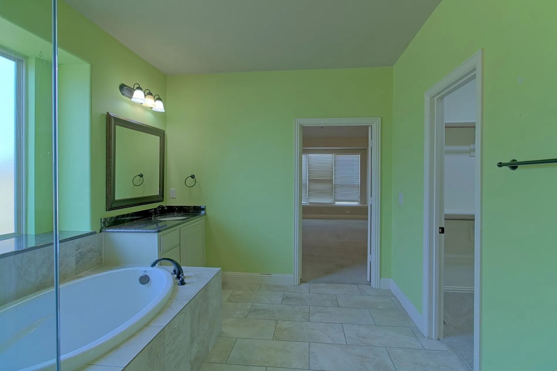 Single Family Residence For Sale in Kaufman County , 1952 Knoxbridge Road, Forney, Texas 75126, 5 Bedroom, 4 Bathroom, 2 Garage spaces, 3,736 Sqft, built in 2014, mls#21388329, Real Estate Agent in Forney, Homes For Sale in Kaufman county, Homes For Sale in Forney, Realtor in Forney Texas, Real Estate Brokerage Independent Realty Texas, Luminita Cordes Realtor