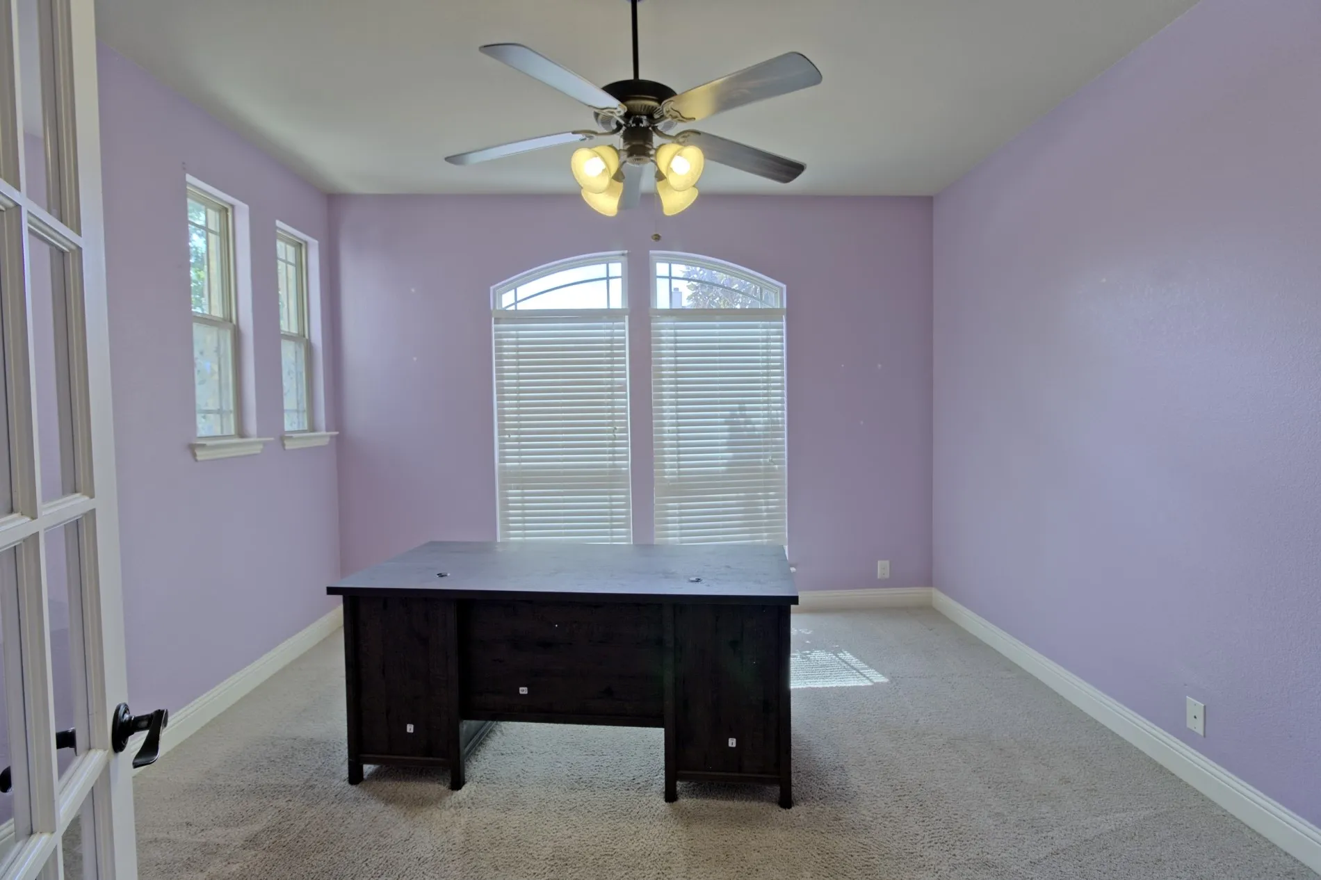 Single Family Residence For Sale in Kaufman County , 1952 Knoxbridge Road, Forney, Texas 75126, 5 Bedroom, 4 Bathroom, 2 Garage spaces, 3,736 Sqft, built in 2014, mls#21388329, Real Estate Agent in Forney, Homes For Sale in Kaufman county, Homes For Sale in Forney, Realtor in Forney Texas, Real Estate Brokerage Independent Realty Texas, Luminita Cordes Realtor
