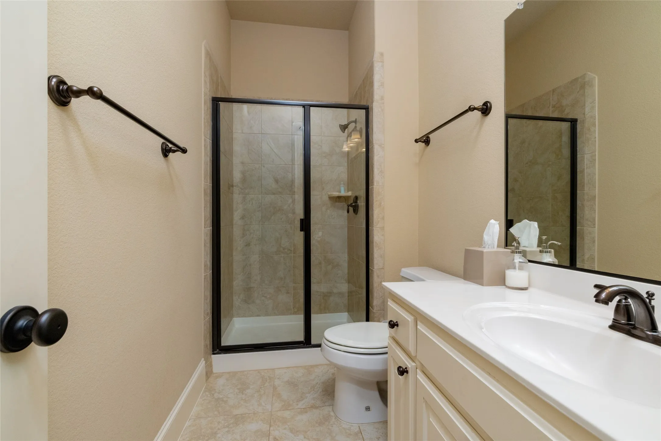 Single Family Residence For Sale in Denton County , 620 Kimbro Avenue, Lantana, Texas 76226, 5 Bedroom, 7 Bathroom, 3 Garage spaces, 4,527 Sqft, built in 2010, mls#21386414, Real Estate Agent in Lantana, Homes For Sale in Denton county, Homes For Sale in Lantana, Realtor in Lantana Texas, Real Estate Brokerage Independent Realty Texas, Luminita Cordes Realtor