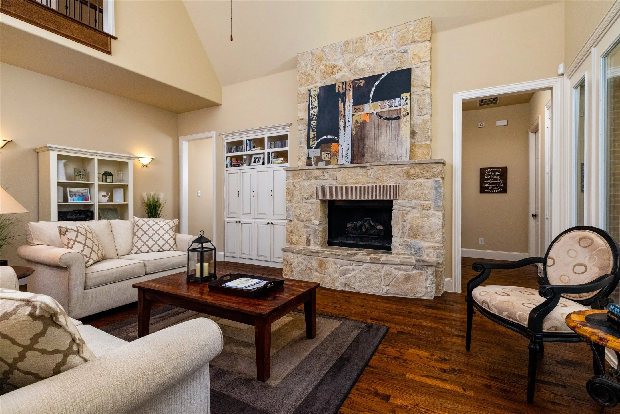 Single Family Residence For Sale in Denton County , 620 Kimbro Avenue, Lantana, Texas 76226, 5 Bedroom, 7 Bathroom, 3 Garage spaces, 4,527 Sqft, built in 2010, mls#21386414, Real Estate Agent in Lantana, Homes For Sale in Denton county, Homes For Sale in Lantana, Realtor in Lantana Texas, Real Estate Brokerage Independent Realty Texas, Luminita Cordes Realtor