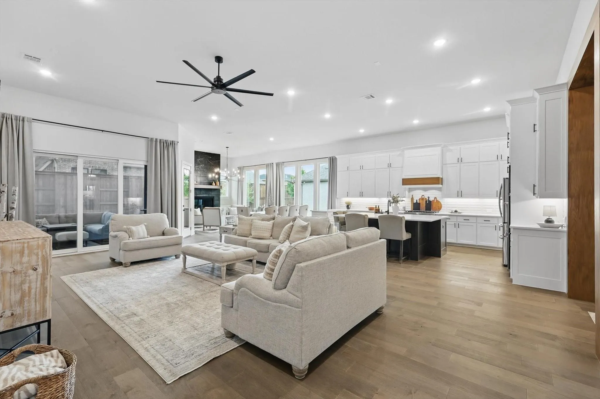 Single Family Residence For Rent in Denton County , 330 Peach Point Road, Prosper, Texas 75078, 4 Bedroom, 5 Bathroom, 2 Garage spaces, 4,314 Sqft, built in 2022, mls#21389949, Real Estate Agent in Prosper, Homes For Rent in Denton county, Homes For Rent in Prosper, Realtor in Prosper Texas, Real Estate Brokerage Independent Realty Texas, Luminita Cordes Realtor
