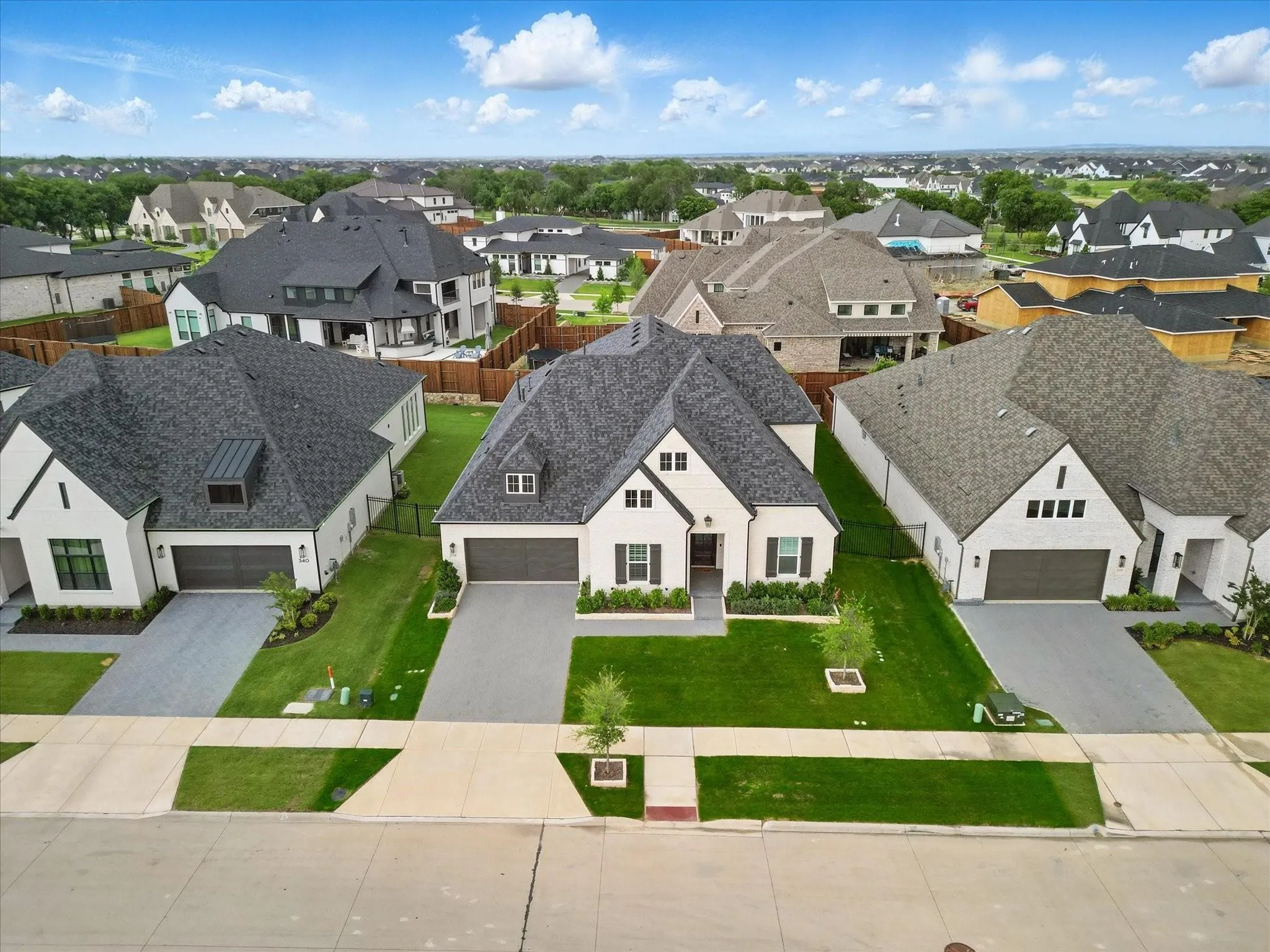 Single Family Residence For Rent in Denton County , 330 Peach Point Road, Prosper, Texas 75078, 4 Bedroom, 5 Bathroom, 2 Garage spaces, 4,314 Sqft, built in 2022, mls#21389949, Real Estate Agent in Prosper, Homes For Rent in Denton county, Homes For Rent in Prosper, Realtor in Prosper Texas, Real Estate Brokerage Independent Realty Texas, Luminita Cordes Realtor