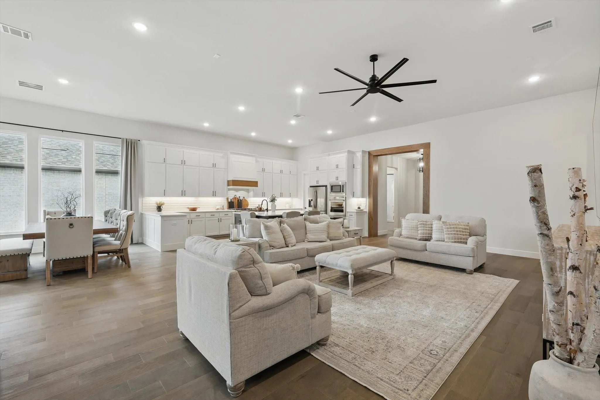 Single Family Residence For Rent in Denton County , 330 Peach Point Road, Prosper, Texas 75078, 4 Bedroom, 5 Bathroom, 2 Garage spaces, 4,314 Sqft, built in 2022, mls#21389949, Real Estate Agent in Prosper, Homes For Rent in Denton county, Homes For Rent in Prosper, Realtor in Prosper Texas, Real Estate Brokerage Independent Realty Texas, Luminita Cordes Realtor