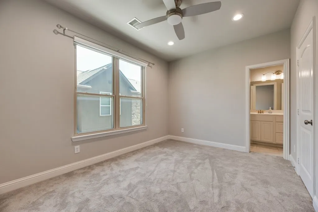 Townhouse For Rent in Dallas County , 853 Whitehall Drive, Richardson, Texas 75081, 3 Bedroom, 3 Bathroom, 2 Garage spaces, 1,887 Sqft, built in 2017, mls#21389603, Real Estate Agent in Richardson, Homes For Rent in Dallas county, Homes For Rent in Richardson, Realtor in Richardson Texas, Real Estate Brokerage Independent Realty Texas, Luminita Cordes Realtor