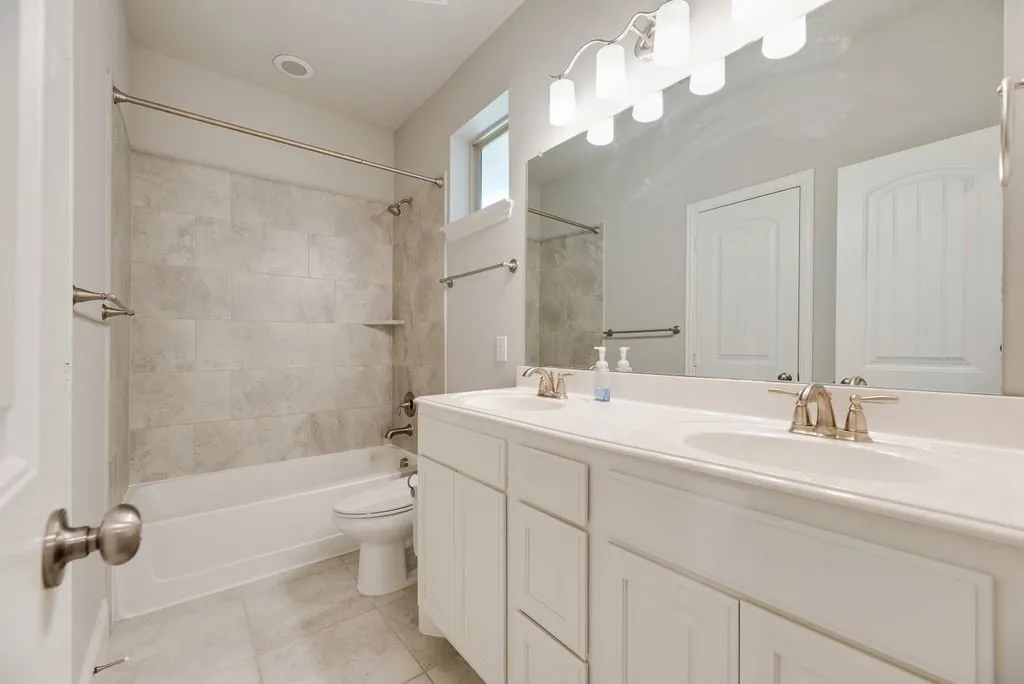 Townhouse For Rent in Dallas County , 853 Whitehall Drive, Richardson, Texas 75081, 3 Bedroom, 3 Bathroom, 2 Garage spaces, 1,887 Sqft, built in 2017, mls#21389603, Real Estate Agent in Richardson, Homes For Rent in Dallas county, Homes For Rent in Richardson, Realtor in Richardson Texas, Real Estate Brokerage Independent Realty Texas, Luminita Cordes Realtor