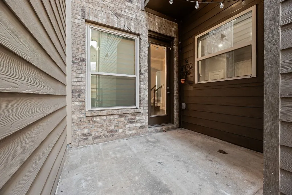 Townhouse For Rent in Dallas County , 853 Whitehall Drive, Richardson, Texas 75081, 3 Bedroom, 3 Bathroom, 2 Garage spaces, 1,887 Sqft, built in 2017, mls#21389603, Real Estate Agent in Richardson, Homes For Rent in Dallas county, Homes For Rent in Richardson, Realtor in Richardson Texas, Real Estate Brokerage Independent Realty Texas, Luminita Cordes Realtor