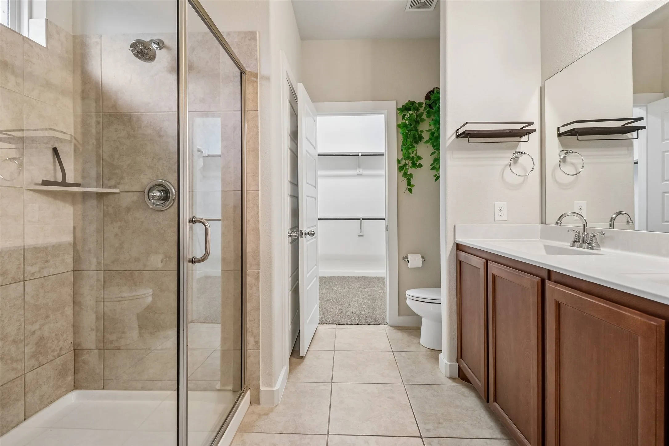 Single Family Residence For Sale in Tarrant County , 7629 Spring Drive, Watauga, Texas 76148, 4 Bedroom, 2 Bathroom, 2 Garage spaces, 2,100 Sqft, built in 2018, mls#21387381, Real Estate Agent in Watauga, Homes For Sale in Tarrant county, Homes For Sale in Watauga, Realtor in Watauga Texas, Real Estate Brokerage Independent Realty Texas, Luminita Cordes Realtor
