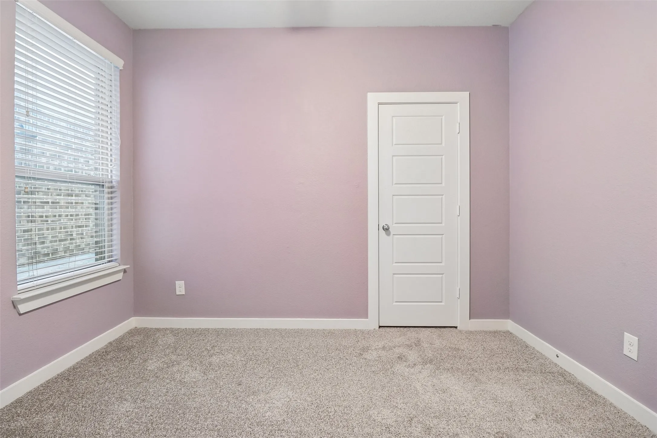 Single Family Residence For Sale in Tarrant County , 7629 Spring Drive, Watauga, Texas 76148, 4 Bedroom, 2 Bathroom, 2 Garage spaces, 2,100 Sqft, built in 2018, mls#21387381, Real Estate Agent in Watauga, Homes For Sale in Tarrant county, Homes For Sale in Watauga, Realtor in Watauga Texas, Real Estate Brokerage Independent Realty Texas, Luminita Cordes Realtor
