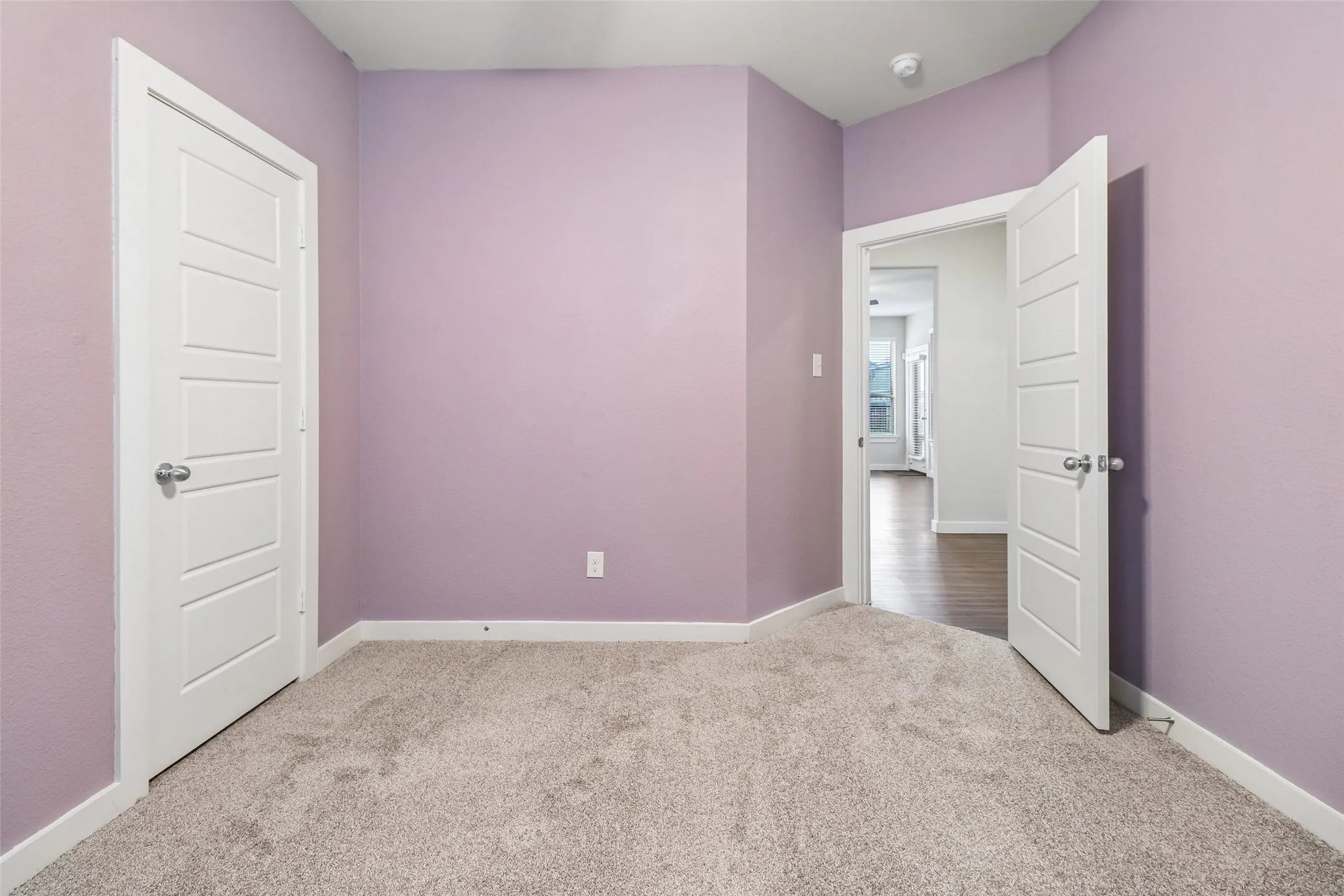 Single Family Residence For Sale in Tarrant County , 7629 Spring Drive, Watauga, Texas 76148, 4 Bedroom, 2 Bathroom, 2 Garage spaces, 2,100 Sqft, built in 2018, mls#21387381, Real Estate Agent in Watauga, Homes For Sale in Tarrant county, Homes For Sale in Watauga, Realtor in Watauga Texas, Real Estate Brokerage Independent Realty Texas, Luminita Cordes Realtor