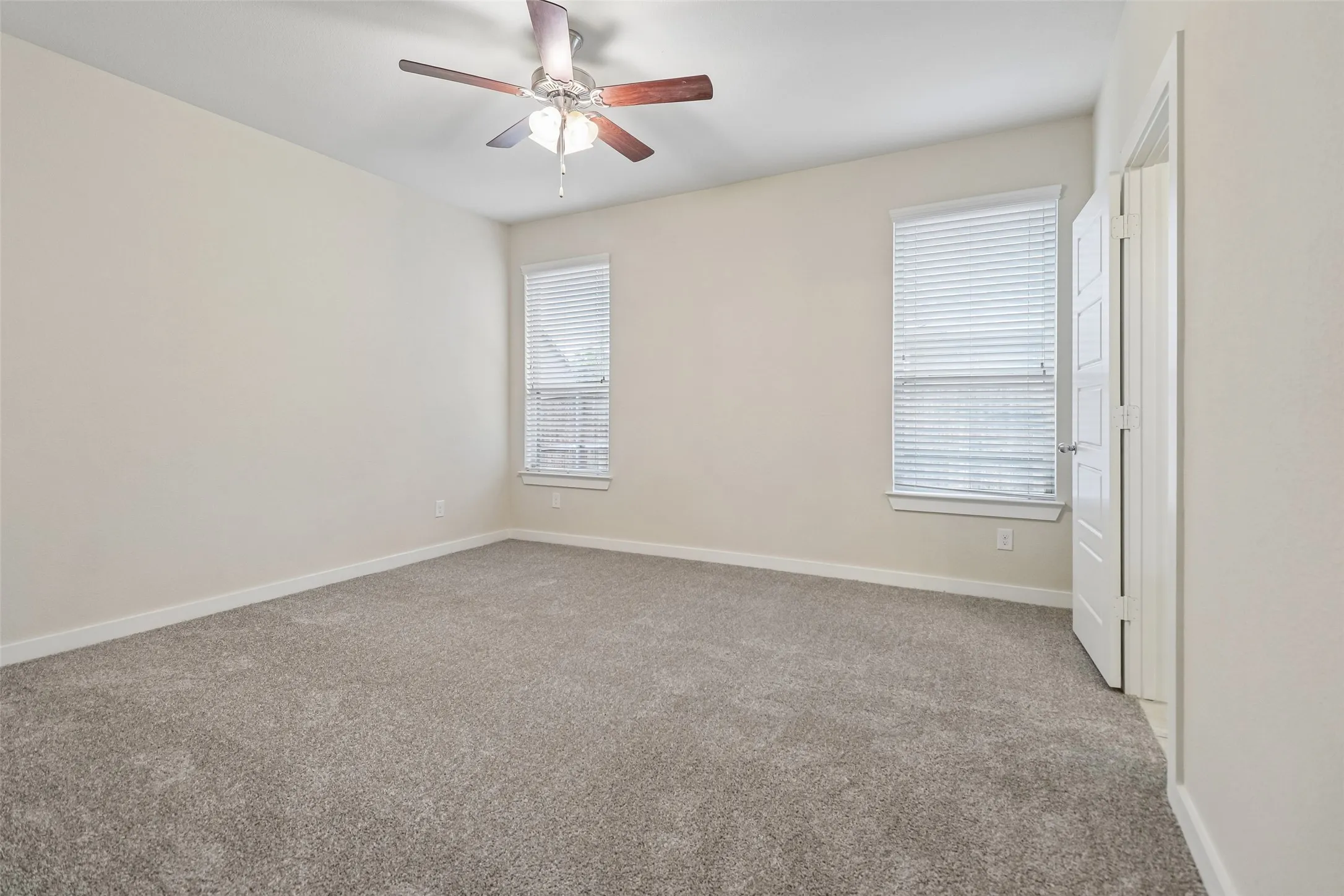 Single Family Residence For Sale in Tarrant County , 7629 Spring Drive, Watauga, Texas 76148, 4 Bedroom, 2 Bathroom, 2 Garage spaces, 2,100 Sqft, built in 2018, mls#21387381, Real Estate Agent in Watauga, Homes For Sale in Tarrant county, Homes For Sale in Watauga, Realtor in Watauga Texas, Real Estate Brokerage Independent Realty Texas, Luminita Cordes Realtor
