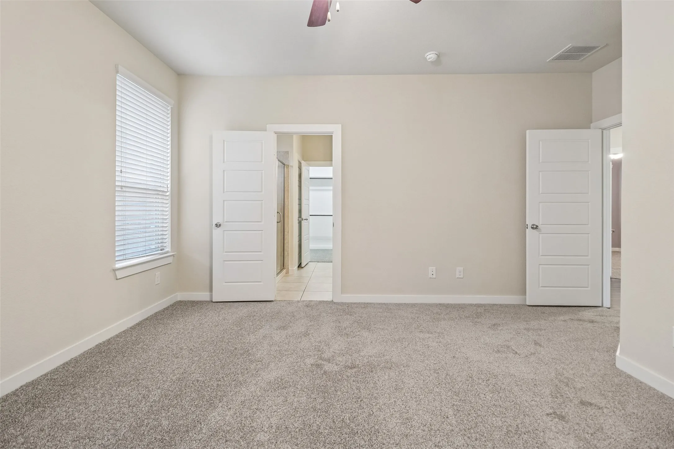 Single Family Residence For Sale in Tarrant County , 7629 Spring Drive, Watauga, Texas 76148, 4 Bedroom, 2 Bathroom, 2 Garage spaces, 2,100 Sqft, built in 2018, mls#21387381, Real Estate Agent in Watauga, Homes For Sale in Tarrant county, Homes For Sale in Watauga, Realtor in Watauga Texas, Real Estate Brokerage Independent Realty Texas, Luminita Cordes Realtor