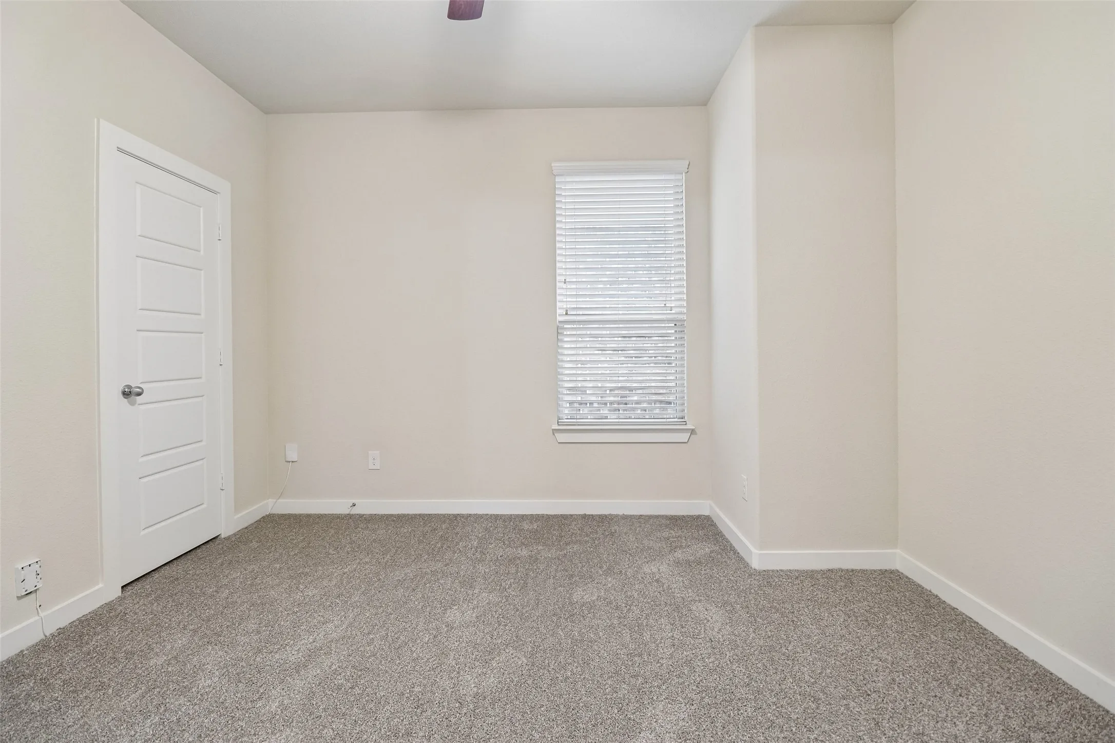 Single Family Residence For Sale in Tarrant County , 7629 Spring Drive, Watauga, Texas 76148, 4 Bedroom, 2 Bathroom, 2 Garage spaces, 2,100 Sqft, built in 2018, mls#21387381, Real Estate Agent in Watauga, Homes For Sale in Tarrant county, Homes For Sale in Watauga, Realtor in Watauga Texas, Real Estate Brokerage Independent Realty Texas, Luminita Cordes Realtor