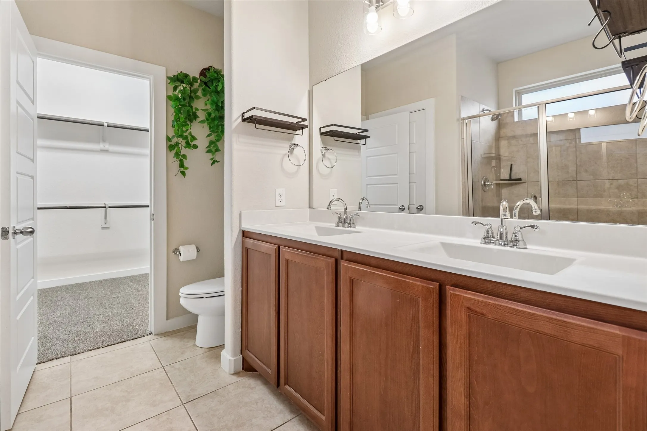 Single Family Residence For Sale in Tarrant County , 7629 Spring Drive, Watauga, Texas 76148, 4 Bedroom, 2 Bathroom, 2 Garage spaces, 2,100 Sqft, built in 2018, mls#21387381, Real Estate Agent in Watauga, Homes For Sale in Tarrant county, Homes For Sale in Watauga, Realtor in Watauga Texas, Real Estate Brokerage Independent Realty Texas, Luminita Cordes Realtor