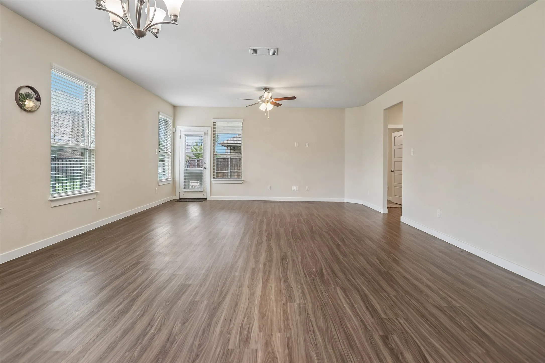 Single Family Residence For Sale in Tarrant County , 7629 Spring Drive, Watauga, Texas 76148, 4 Bedroom, 2 Bathroom, 2 Garage spaces, 2,100 Sqft, built in 2018, mls#21387381, Real Estate Agent in Watauga, Homes For Sale in Tarrant county, Homes For Sale in Watauga, Realtor in Watauga Texas, Real Estate Brokerage Independent Realty Texas, Luminita Cordes Realtor