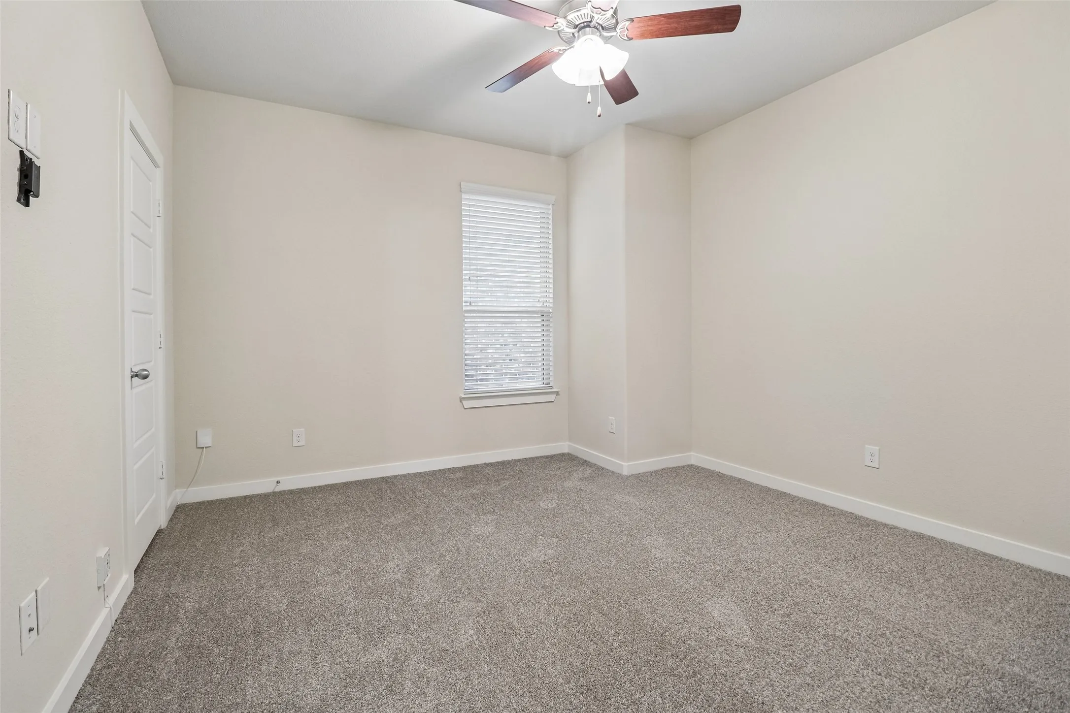 Single Family Residence For Sale in Tarrant County , 7629 Spring Drive, Watauga, Texas 76148, 4 Bedroom, 2 Bathroom, 2 Garage spaces, 2,100 Sqft, built in 2018, mls#21387381, Real Estate Agent in Watauga, Homes For Sale in Tarrant county, Homes For Sale in Watauga, Realtor in Watauga Texas, Real Estate Brokerage Independent Realty Texas, Luminita Cordes Realtor