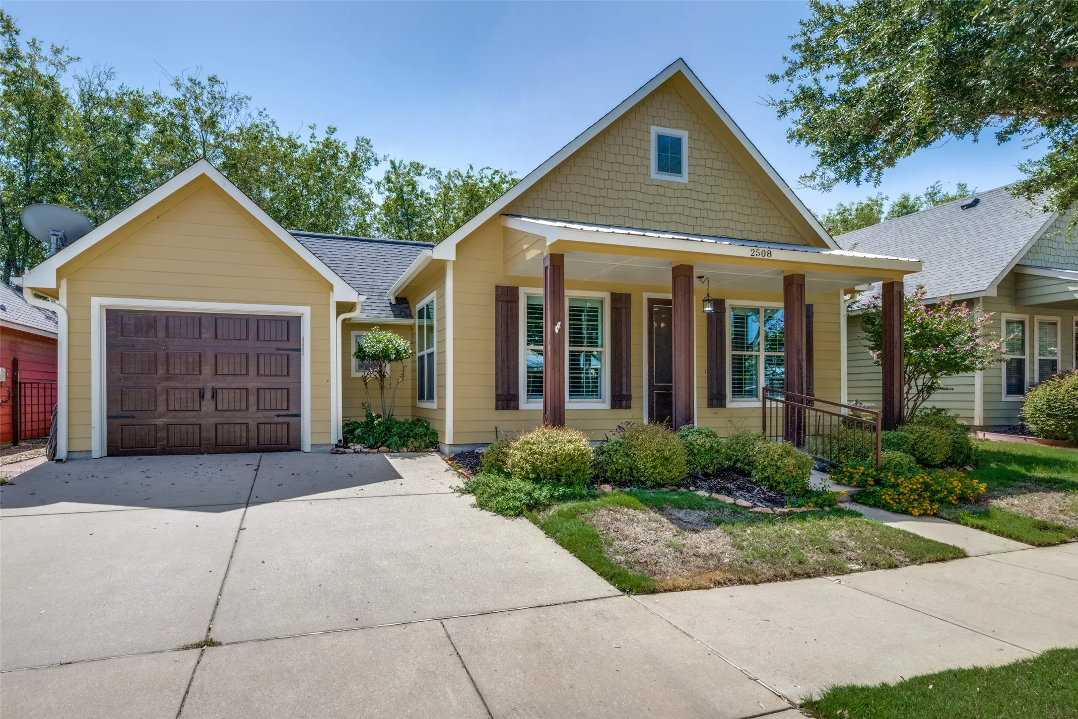 Single Family Residence For Sale in Denton County , 2508 Rugby Lane, Denton, Texas 76209, 3 Bedroom, 2 Bathroom, 1 Garage spaces, 1,319 Sqft, built in 2008, mls#21389759, Real Estate Agent in Denton, Homes For Sale in Denton county, Homes For Sale in Denton, Realtor in Denton Texas, Real Estate Brokerage Independent Realty Texas, Luminita Cordes Realtor