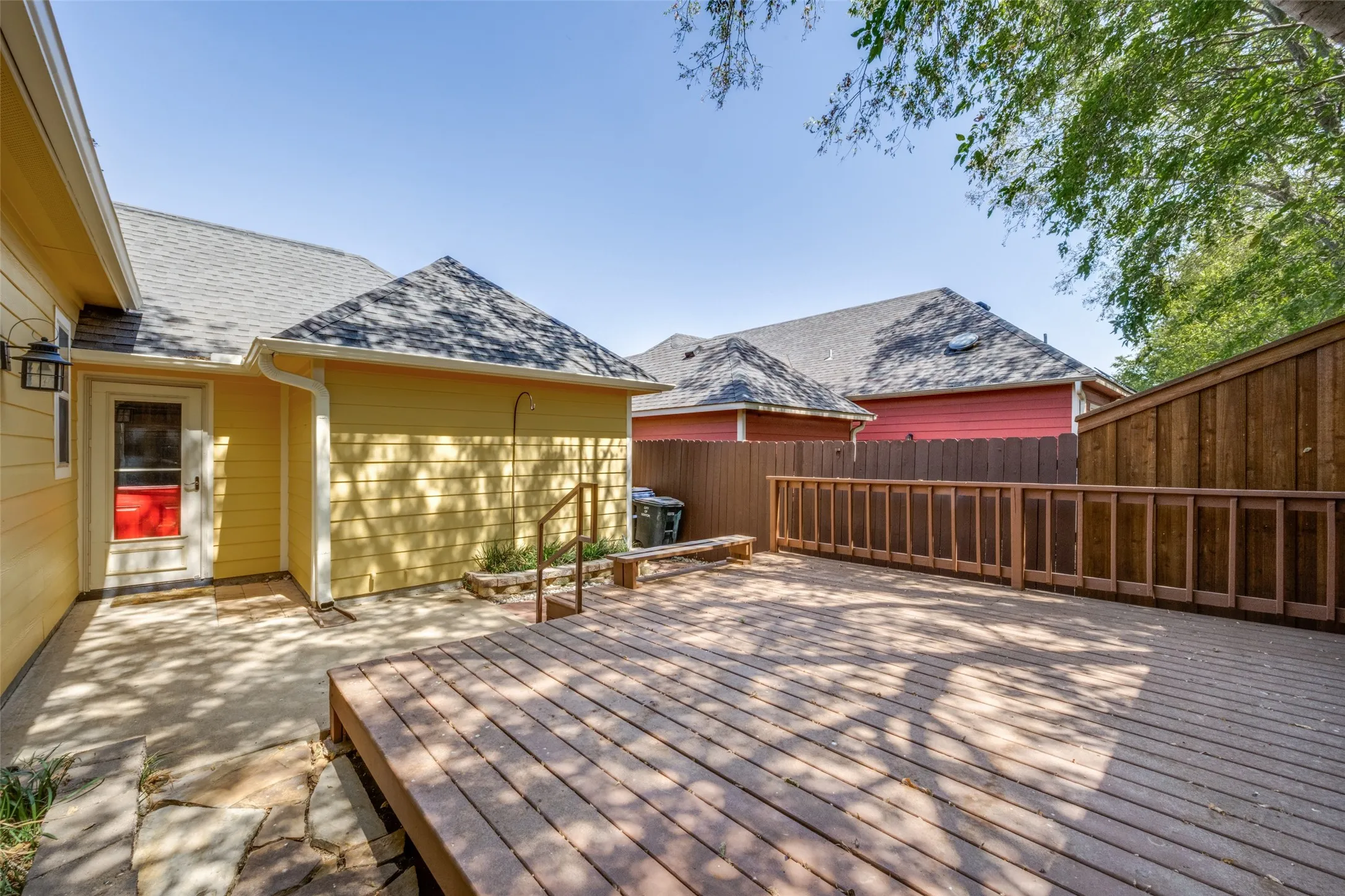 Single Family Residence For Sale in Denton County , 2508 Rugby Lane, Denton, Texas 76209, 3 Bedroom, 2 Bathroom, 1 Garage spaces, 1,319 Sqft, built in 2008, mls#21389759, Real Estate Agent in Denton, Homes For Sale in Denton county, Homes For Sale in Denton, Realtor in Denton Texas, Real Estate Brokerage Independent Realty Texas, Luminita Cordes Realtor