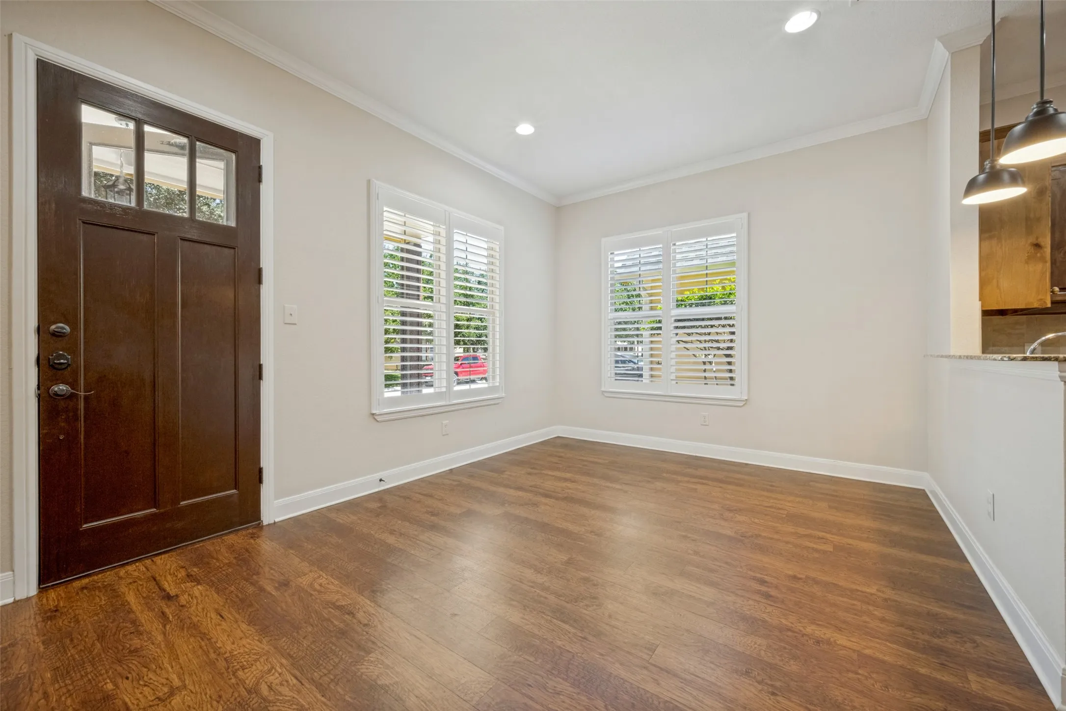 Single Family Residence For Sale in Denton County , 2508 Rugby Lane, Denton, Texas 76209, 3 Bedroom, 2 Bathroom, 1 Garage spaces, 1,319 Sqft, built in 2008, mls#21389759, Real Estate Agent in Denton, Homes For Sale in Denton county, Homes For Sale in Denton, Realtor in Denton Texas, Real Estate Brokerage Independent Realty Texas, Luminita Cordes Realtor