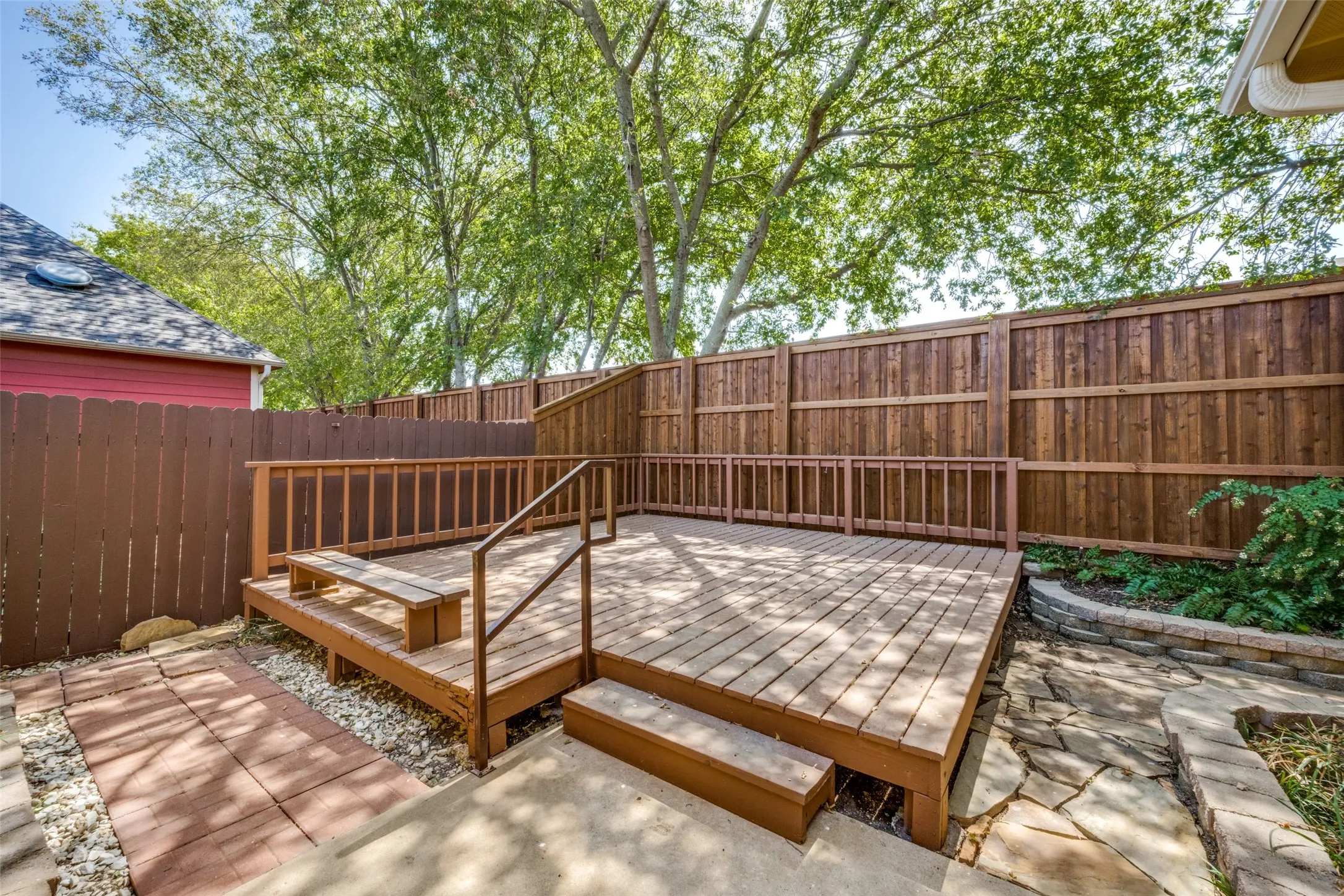 Single Family Residence For Sale in Denton County , 2508 Rugby Lane, Denton, Texas 76209, 3 Bedroom, 2 Bathroom, 1 Garage spaces, 1,319 Sqft, built in 2008, mls#21389759, Real Estate Agent in Denton, Homes For Sale in Denton county, Homes For Sale in Denton, Realtor in Denton Texas, Real Estate Brokerage Independent Realty Texas, Luminita Cordes Realtor