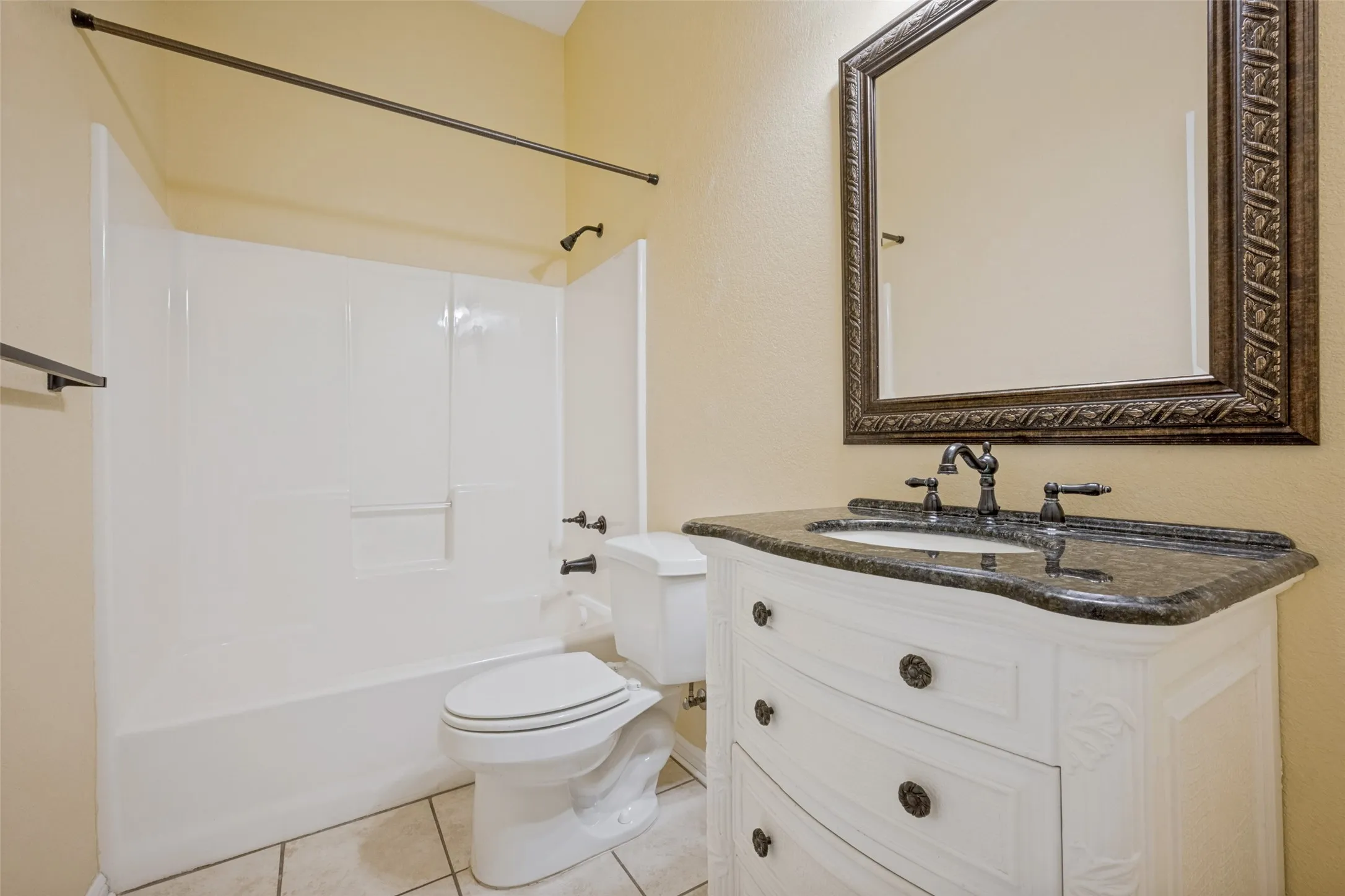 Single Family Residence For Sale in Denton County , 2508 Rugby Lane, Denton, Texas 76209, 3 Bedroom, 2 Bathroom, 1 Garage spaces, 1,319 Sqft, built in 2008, mls#21389759, Real Estate Agent in Denton, Homes For Sale in Denton county, Homes For Sale in Denton, Realtor in Denton Texas, Real Estate Brokerage Independent Realty Texas, Luminita Cordes Realtor