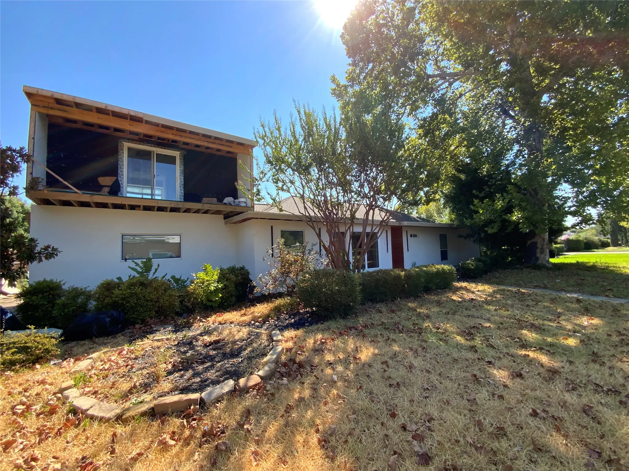 Single Family Residence For Sale in Dallas County , 11336 Valleydale Drive, Dallas, Texas 75230, 5 Bedroom, 3 Bathroom, 2 Garage spaces, 3,494 Sqft, built in 1958, mls#21389951, Real Estate Agent in Dallas, Homes For Sale in Dallas county, Homes For Sale in Dallas, Realtor in Dallas Texas, Real Estate Brokerage Independent Realty Texas, Luminita Cordes Realtor