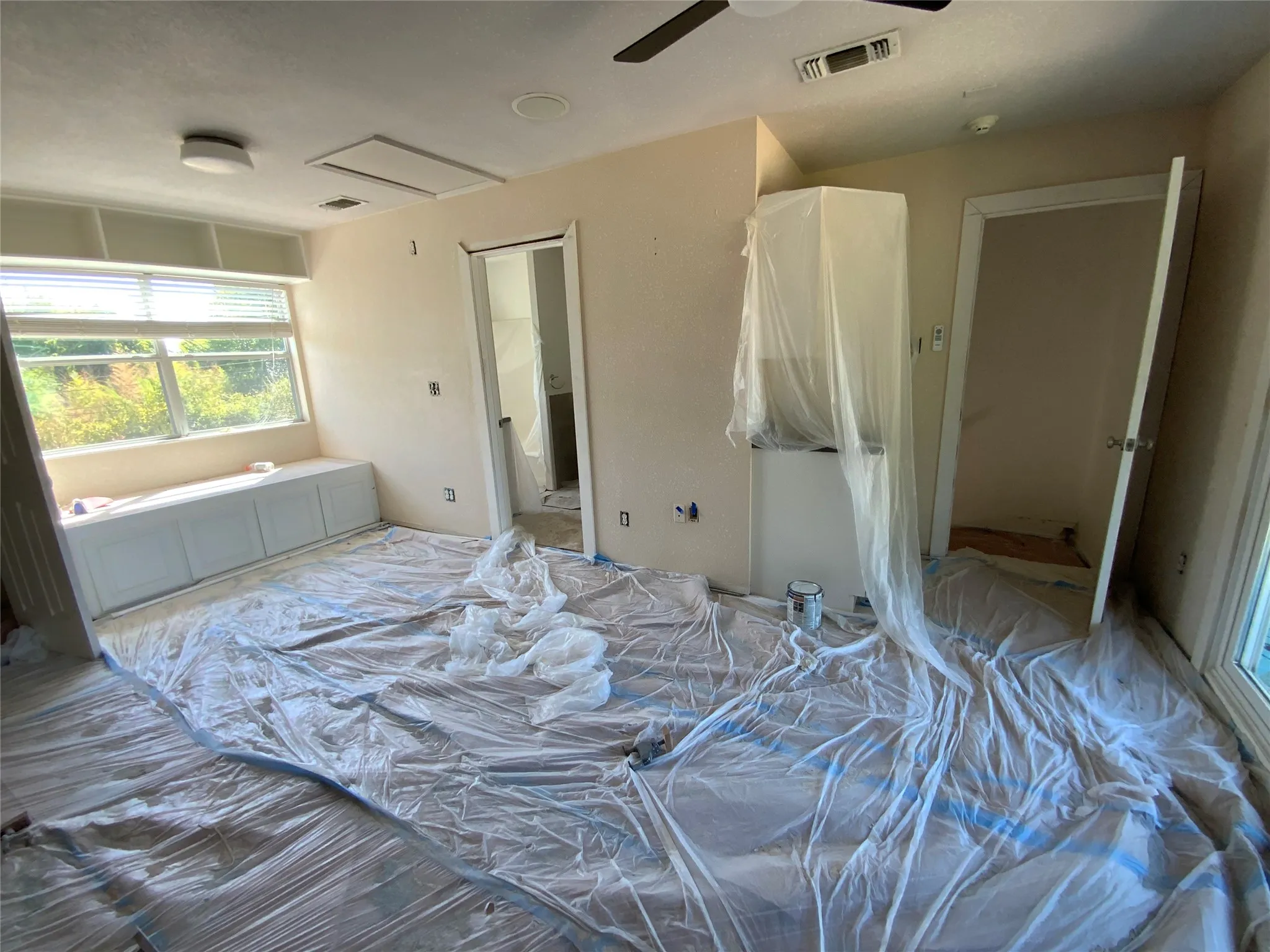 Single Family Residence For Sale in Dallas County , 11336 Valleydale Drive, Dallas, Texas 75230, 5 Bedroom, 3 Bathroom, 2 Garage spaces, 3,494 Sqft, built in 1958, mls#21389951, Real Estate Agent in Dallas, Homes For Sale in Dallas county, Homes For Sale in Dallas, Realtor in Dallas Texas, Real Estate Brokerage Independent Realty Texas, Luminita Cordes Realtor