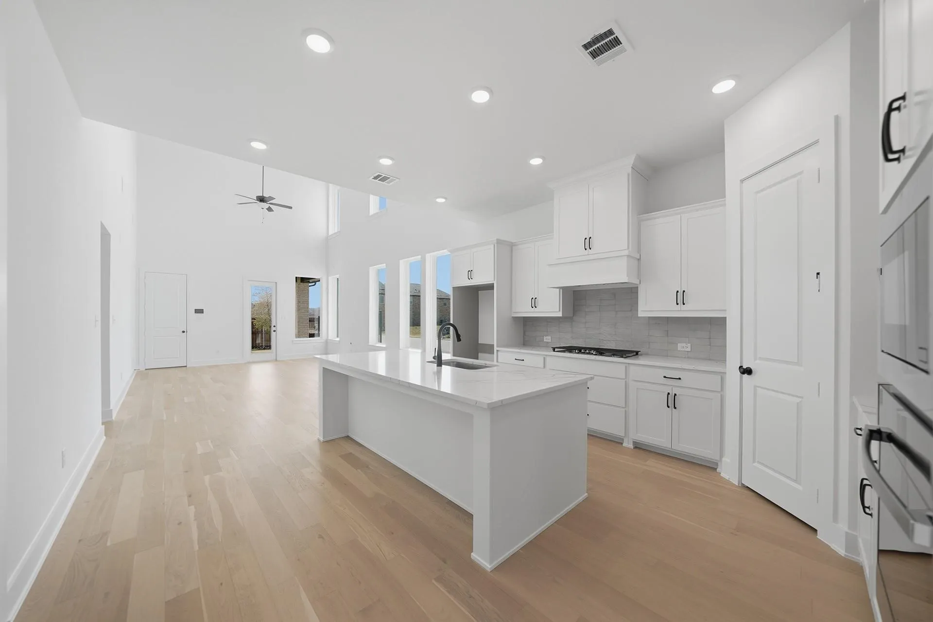 Single Family Residence For Rent in Collin County , 1501 Pintail Place, Celina, Texas 75009, 4 Bedroom, 3 Bathroom, 2 Garage spaces, 2,465 Sqft, built in 2025, mls#21389945, Real Estate Agent in Celina, Homes For Rent in Collin county, Homes For Rent in Celina, Realtor in Celina Texas, Real Estate Brokerage Independent Realty Texas, Luminita Cordes Realtor